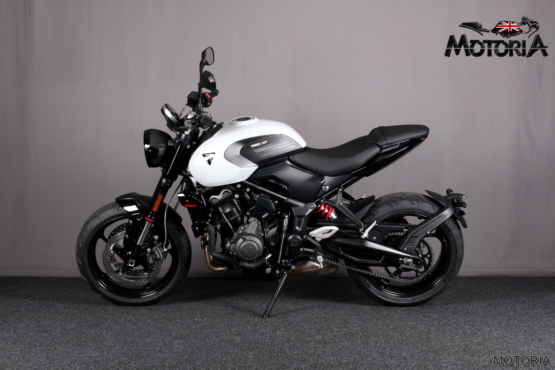 TRIUMPH Trident 660-image-5