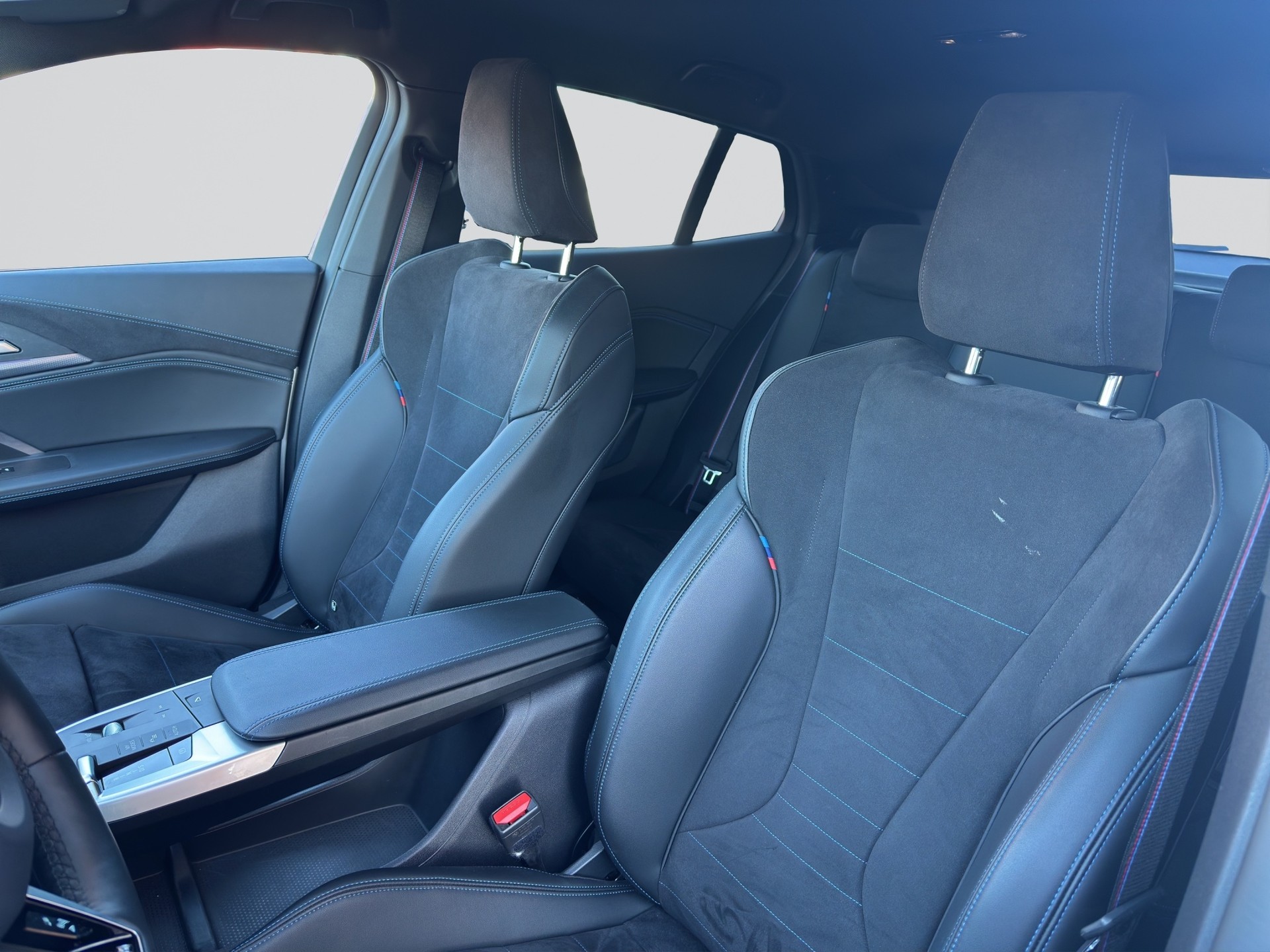 BMW X2 sDrive 20d 48V M Sport Pro-showroom-element-3