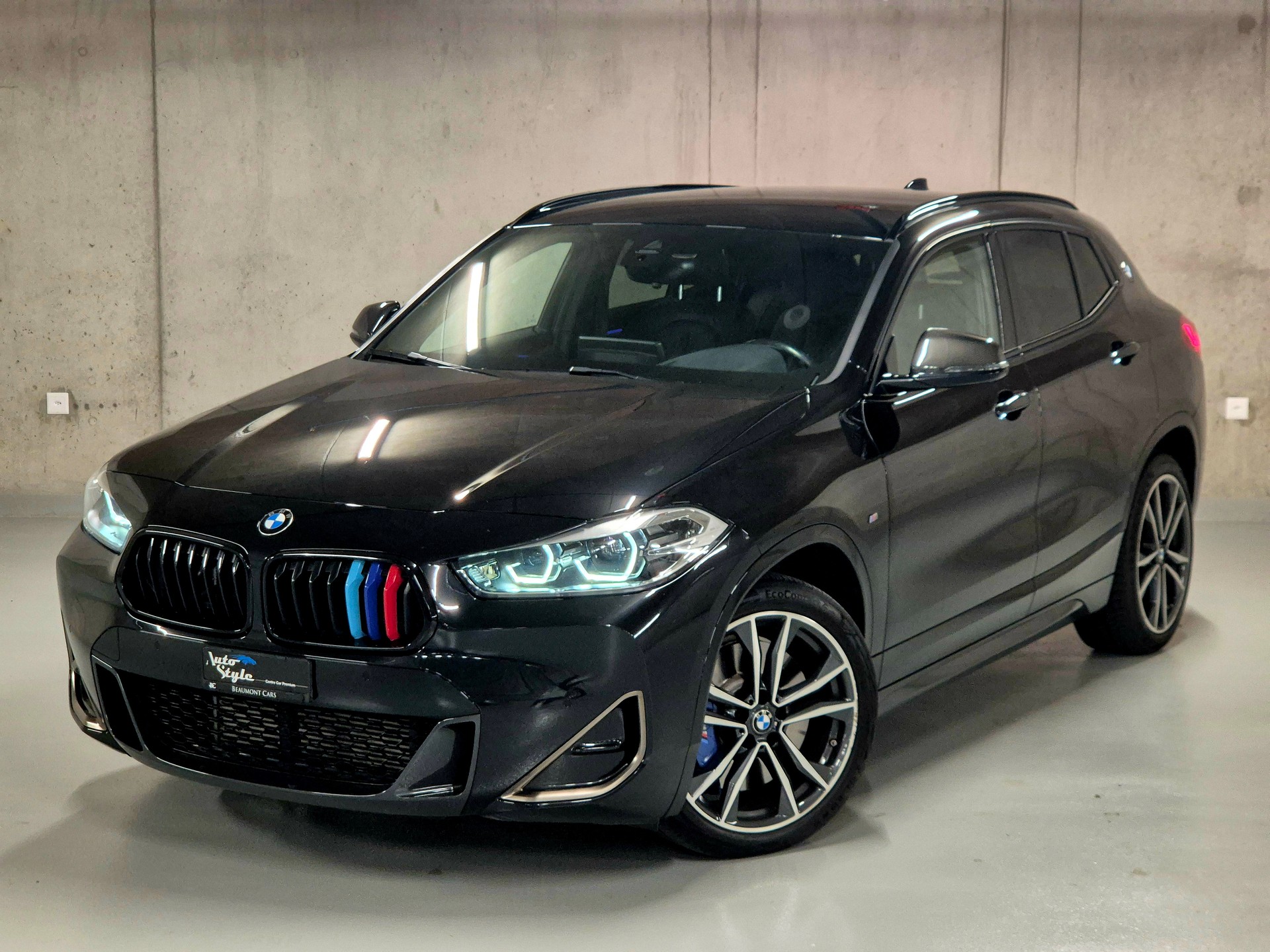 BMW X2 M35i Steptronic-showroom-element-2