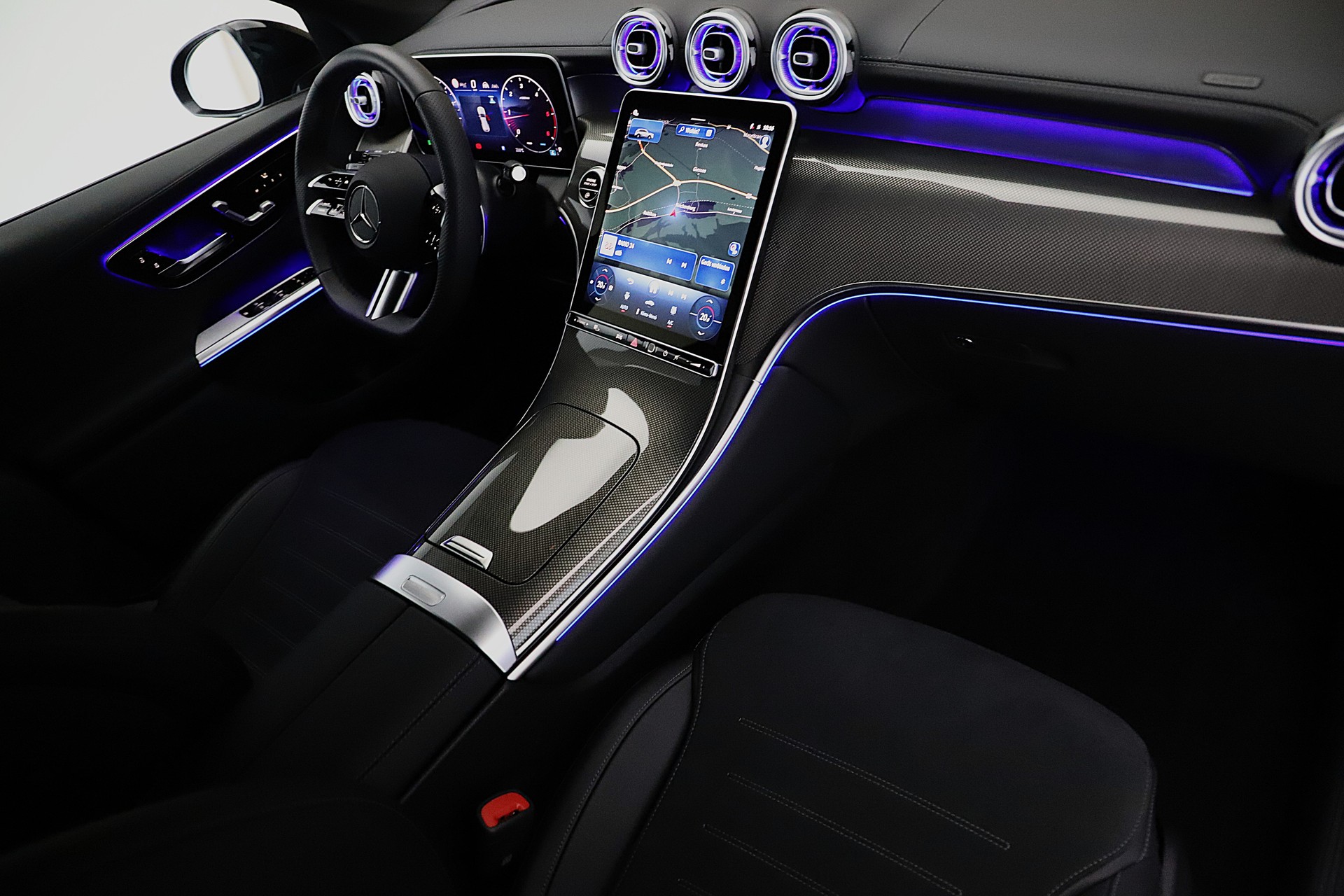 MERCEDES-BENZ GLC 300 d 4Matic 9G-Tronic AMG Line Advance Plus-image-6