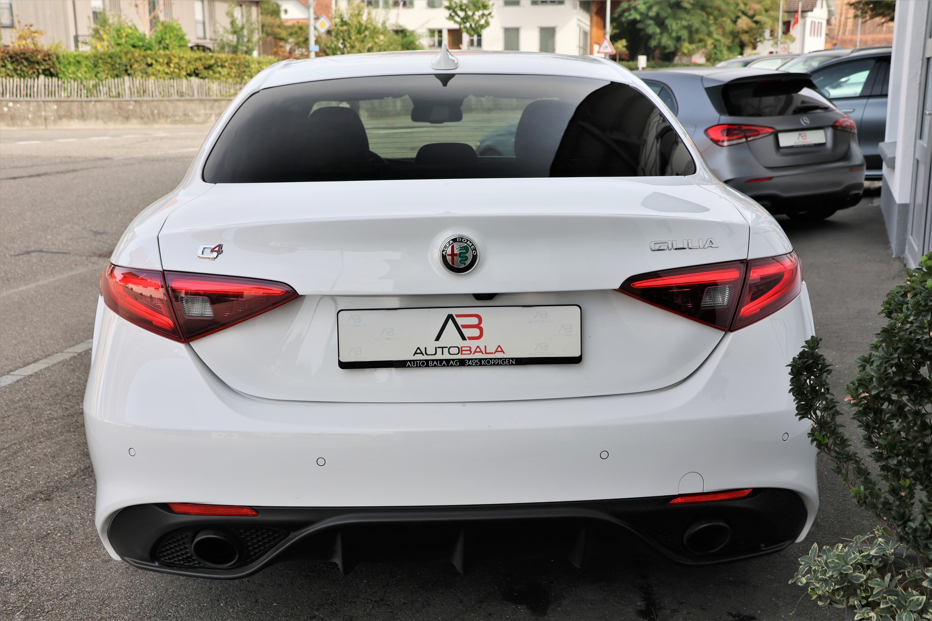 ALFA ROMEO Giulia 2.0 Veloce Q4 (CH)-image-6