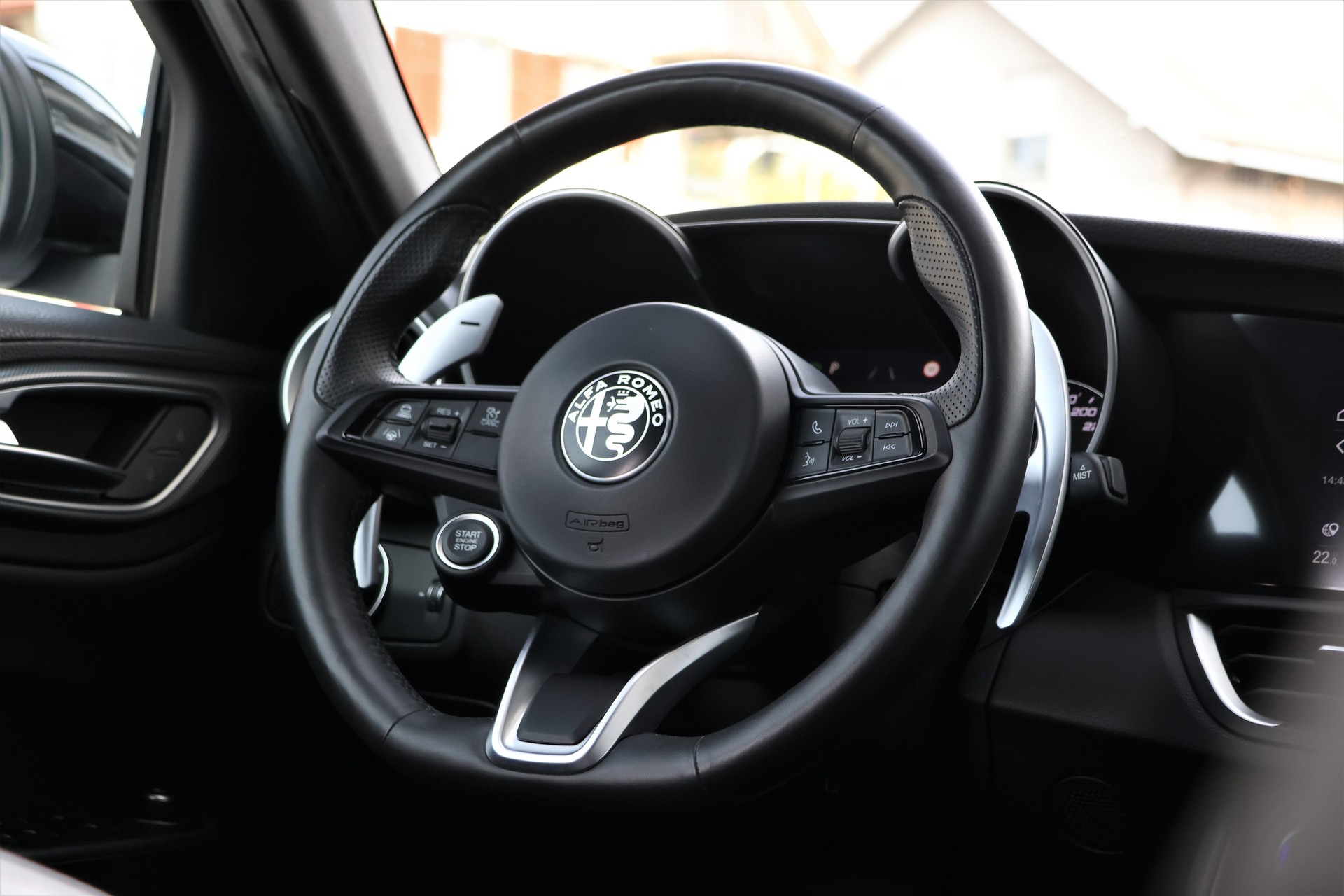 ALFA ROMEO Giulia 2.0 Veloce Q4 (CH)-image-14