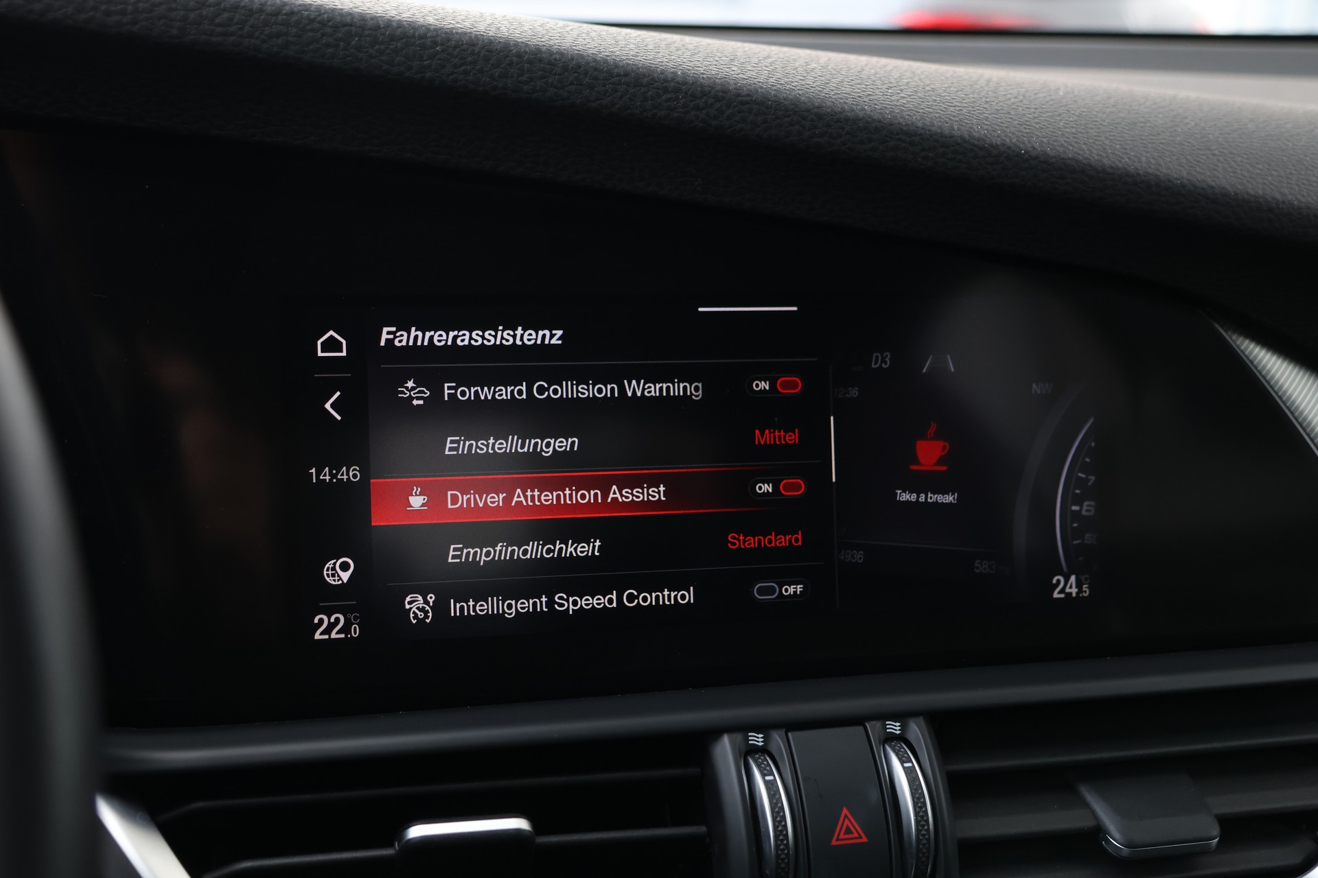ALFA ROMEO Giulia 2.0 Veloce Q4 (CH)-image-22