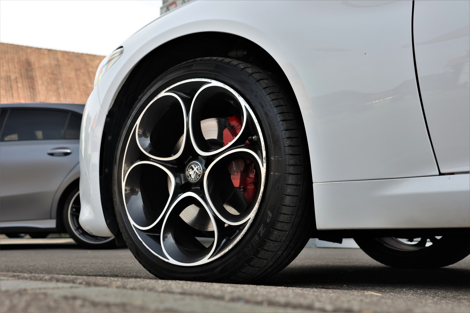 ALFA ROMEO Giulia 2.0 Veloce Q4 (CH)-image-8