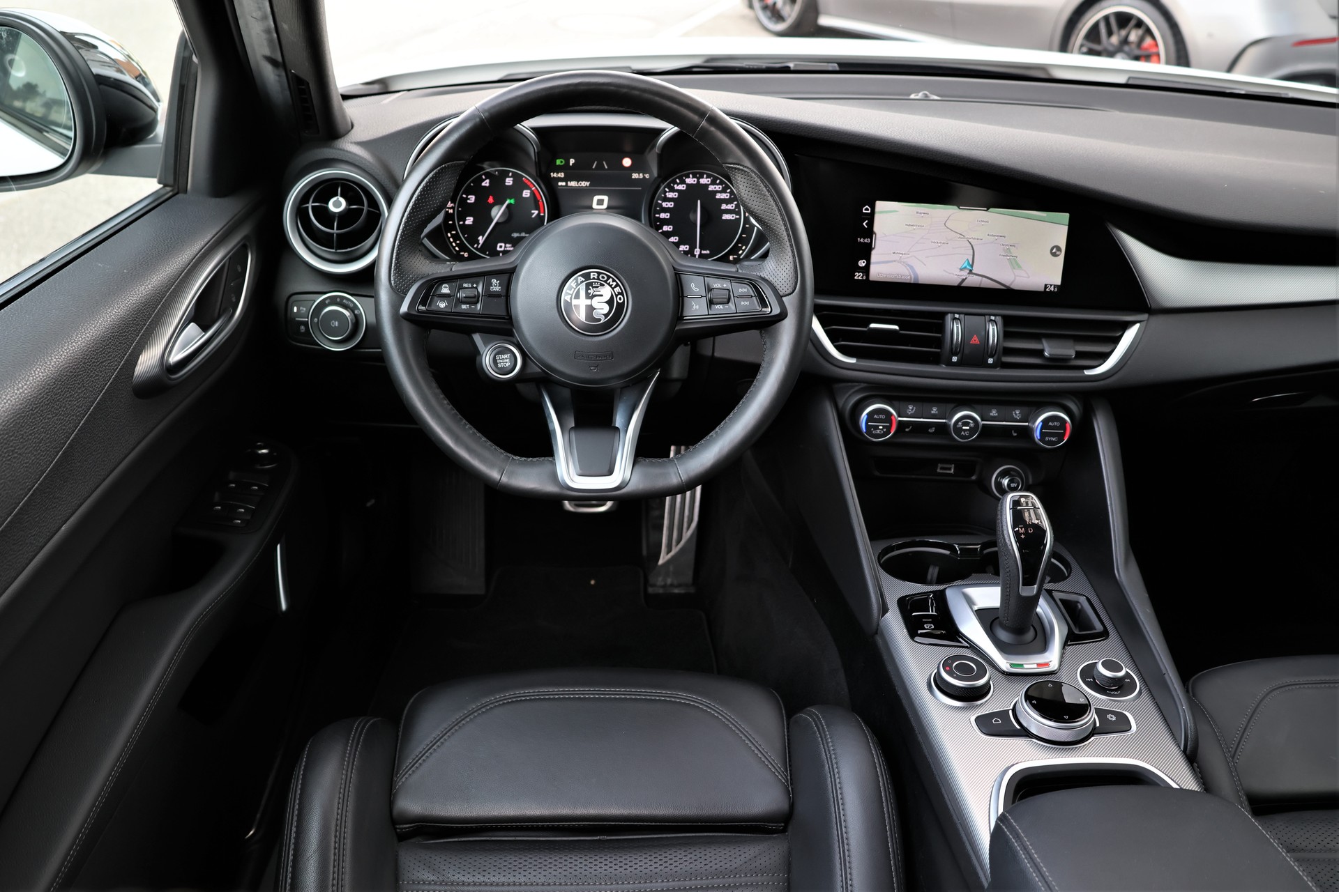 ALFA ROMEO Giulia 2.0 Veloce Q4 (CH)-image-13