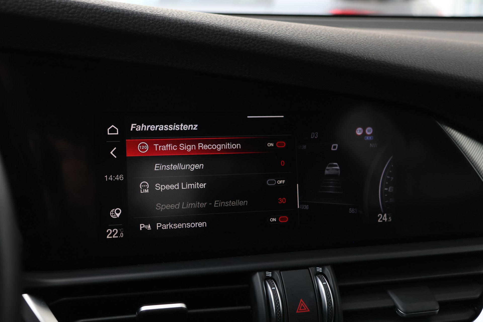 ALFA ROMEO Giulia 2.0 Veloce Q4 (CH)-image-23