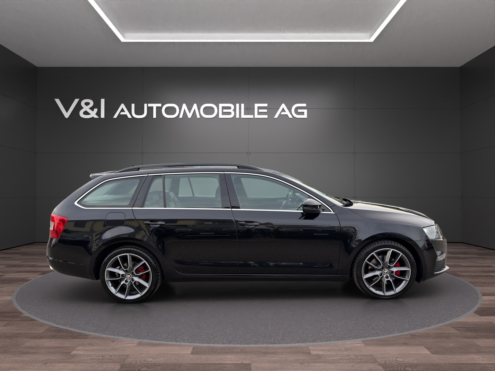 SKODA Octavia Combi 2.0 TDI RS 4x4 DSG-image-7