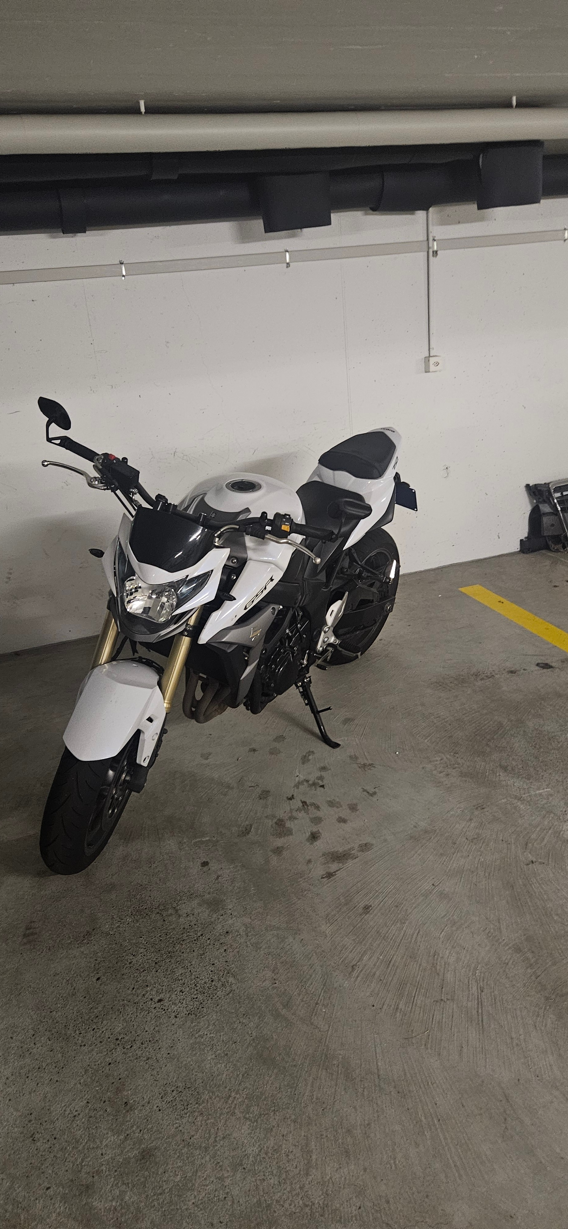 SUZUKI GSR 750 ABS (35kW)-image-0