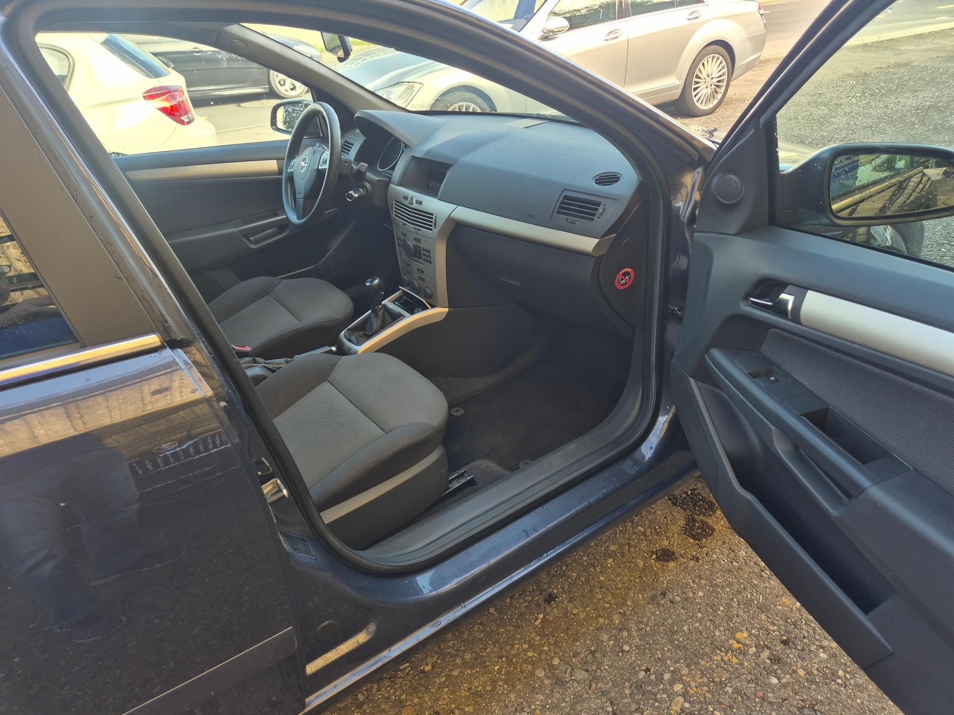 OPEL Astra Caravan 1.8i 16V-image-13