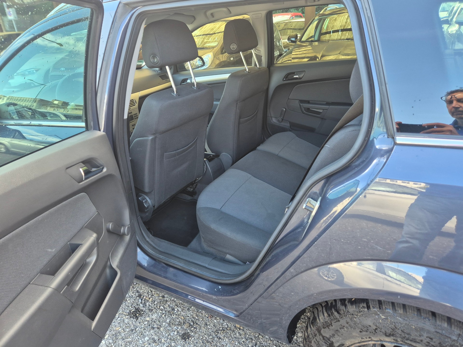 OPEL Astra Caravan 1.8i 16V-image-10