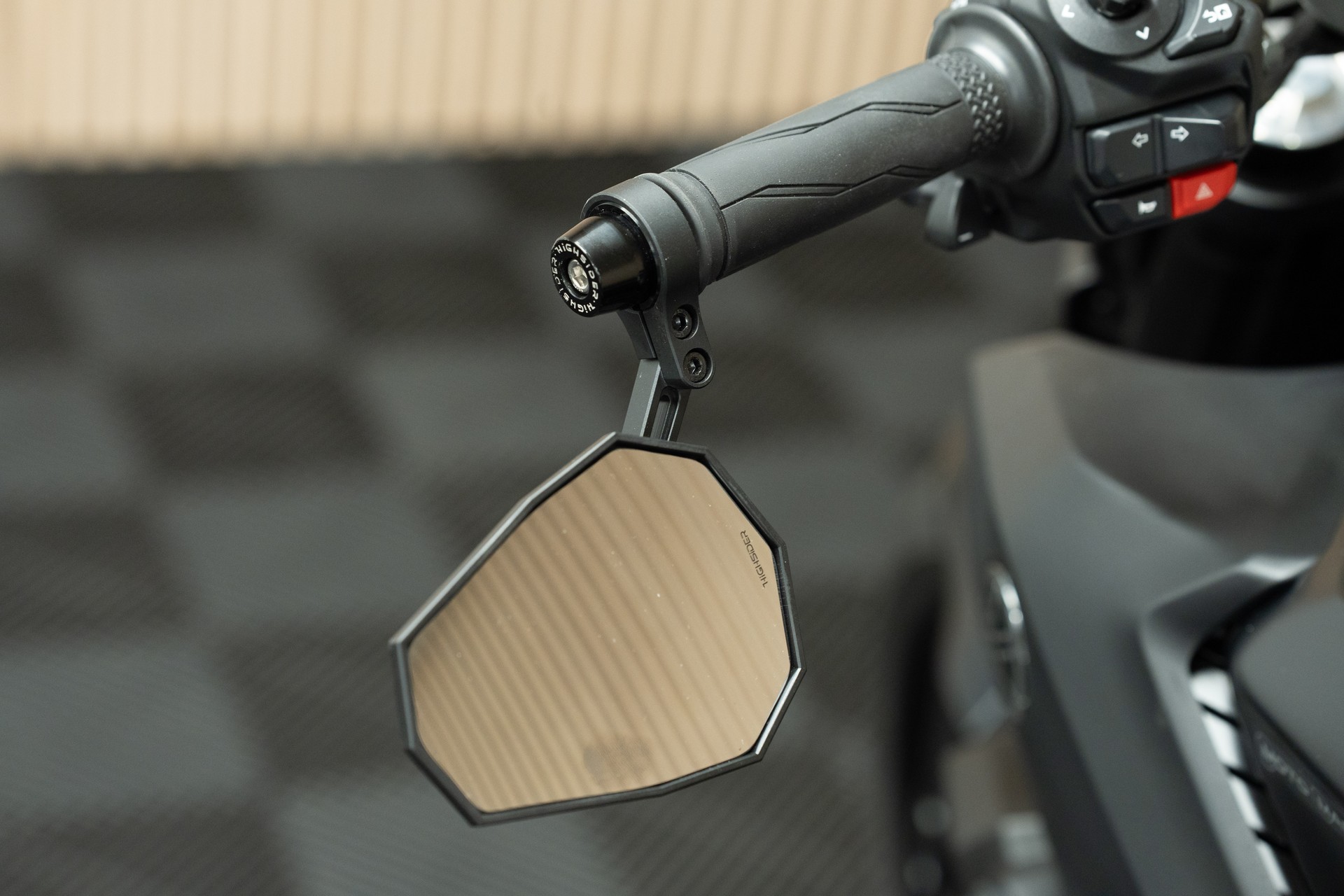 YAMAHA MT-07 Y-AMT mit Fahrwerkstieferlegung - Sitzhöhe nur 780mm!-image-4