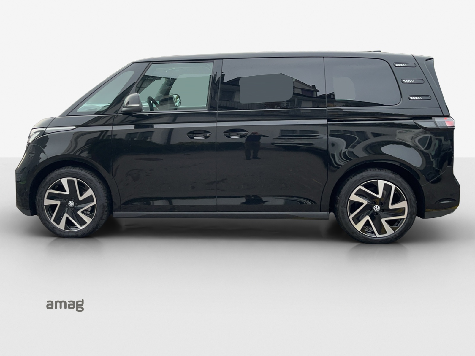 VW ID.Buzz NWB Pro 4 Motion-showroom-element-1