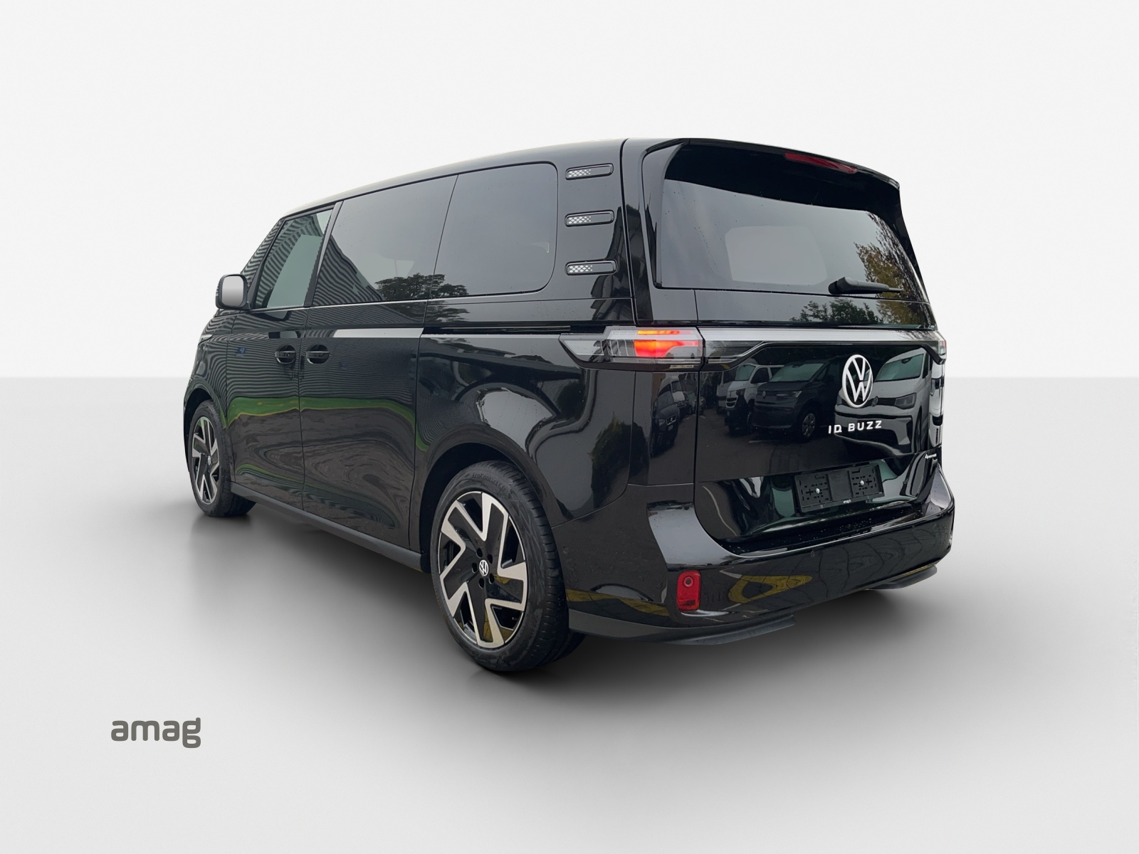 VW ID.Buzz NWB Pro 4 Motion-showroom-element-2