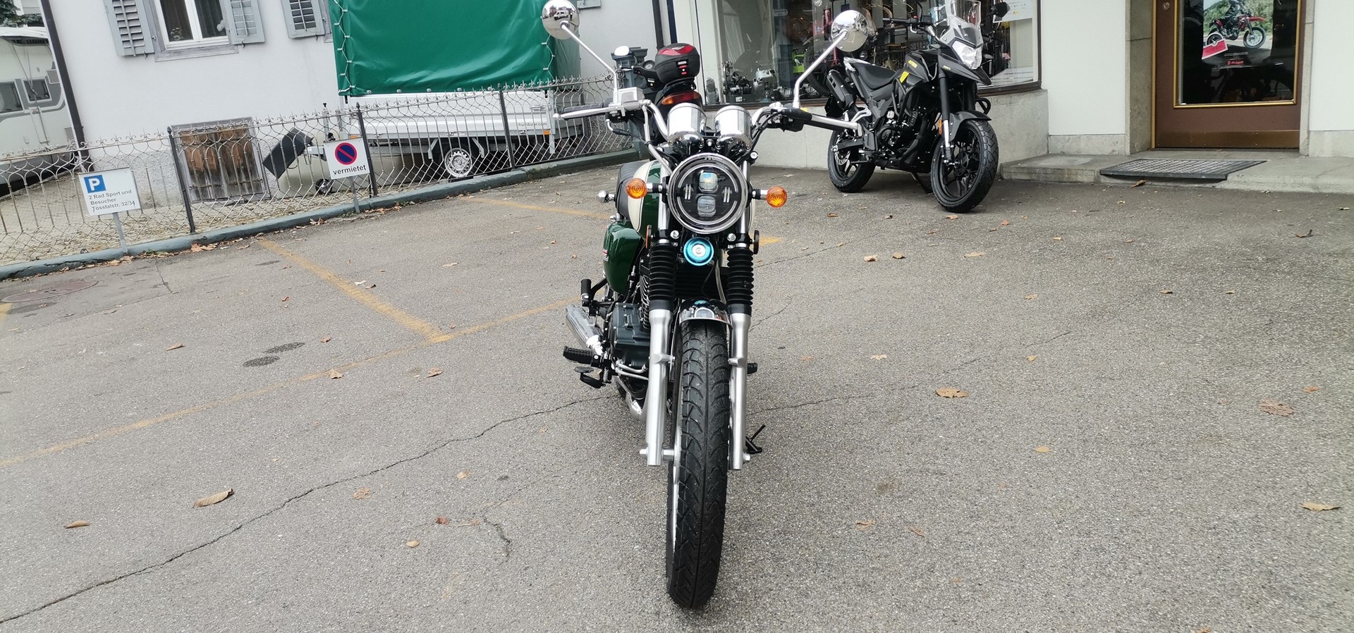 MASH FIVE HUNDRED e5 ABS in grün und schwarz  an Lager-image-2