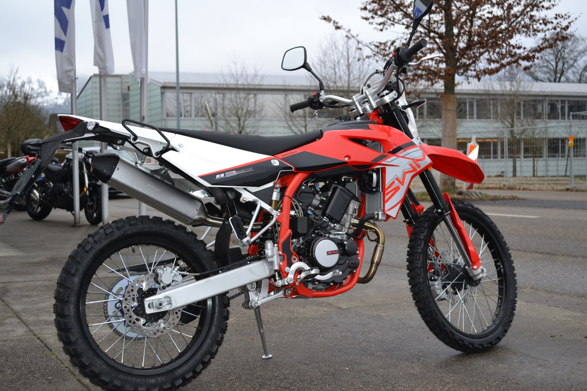 SWM RS125R CBS-image-2