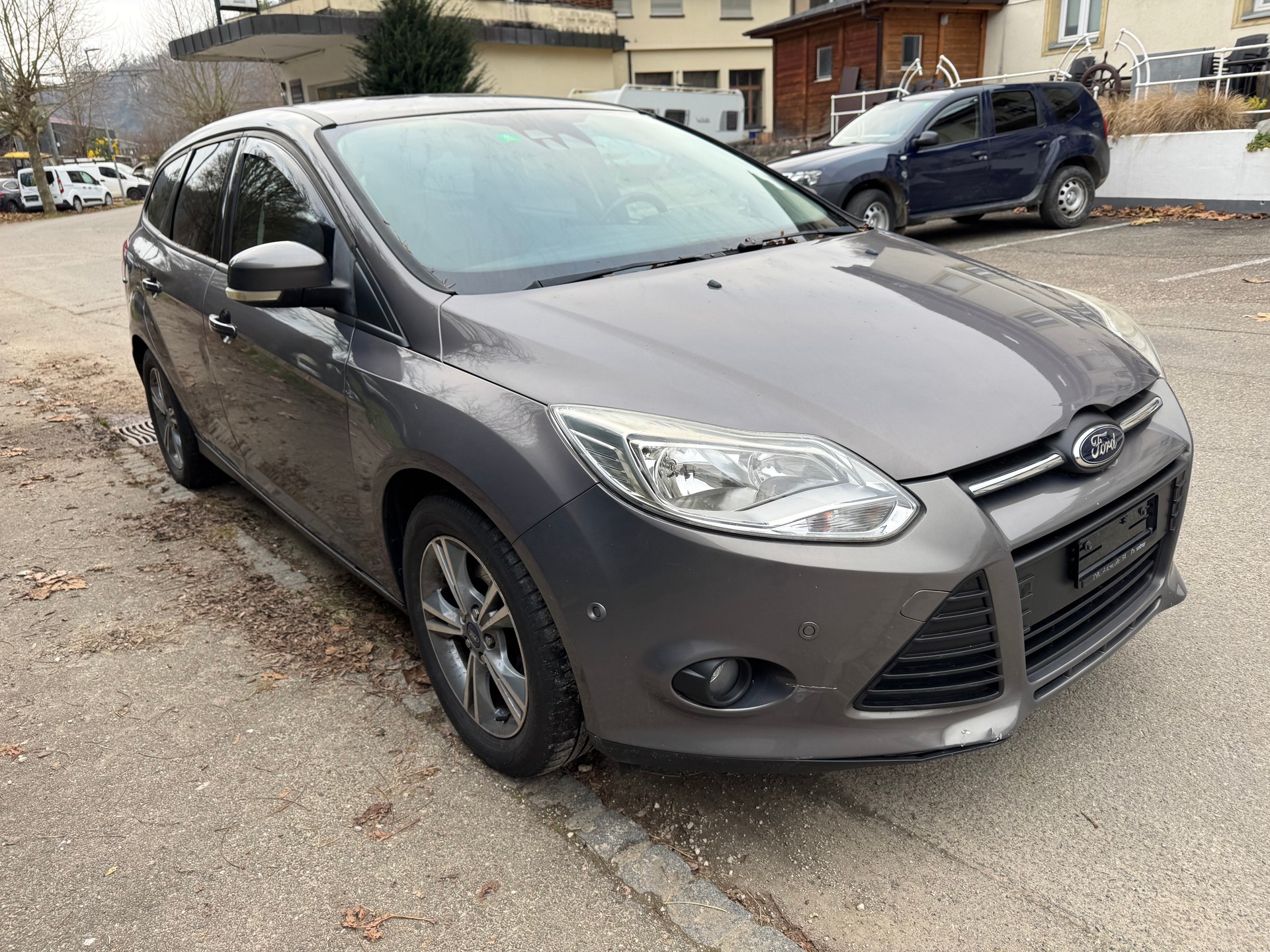 FORD Focus 1.0 SCTi Carving-image-1