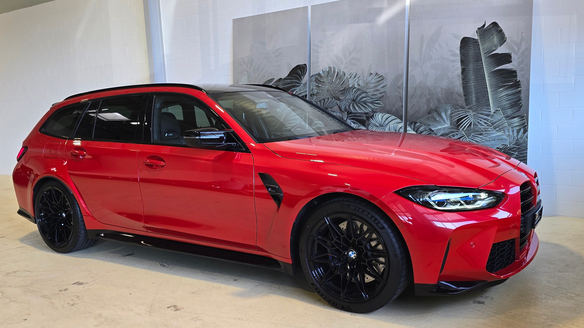 BMW M3 Touring xDrive Competition M-image-4