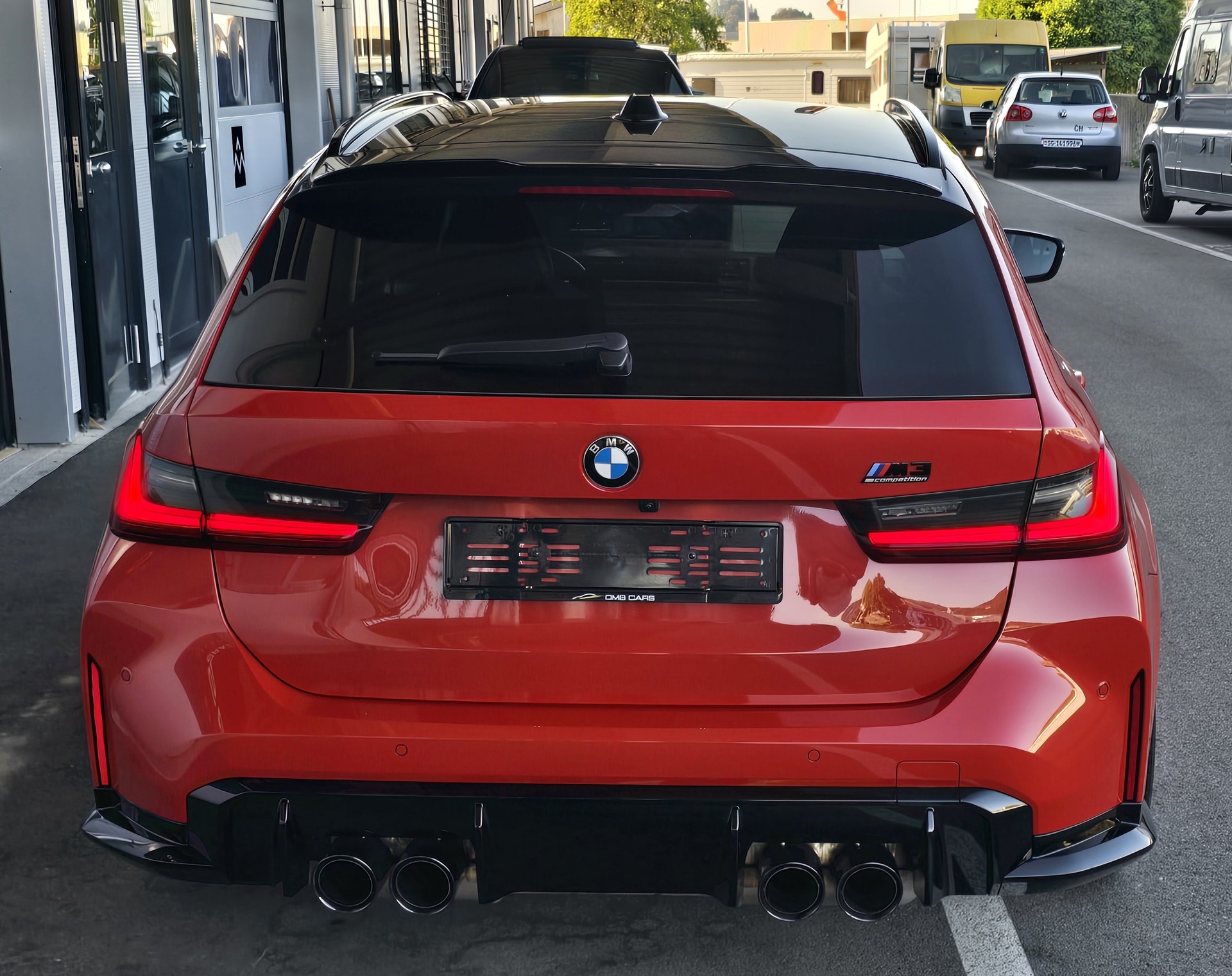 BMW M3 Touring xDrive Competition M-image-7
