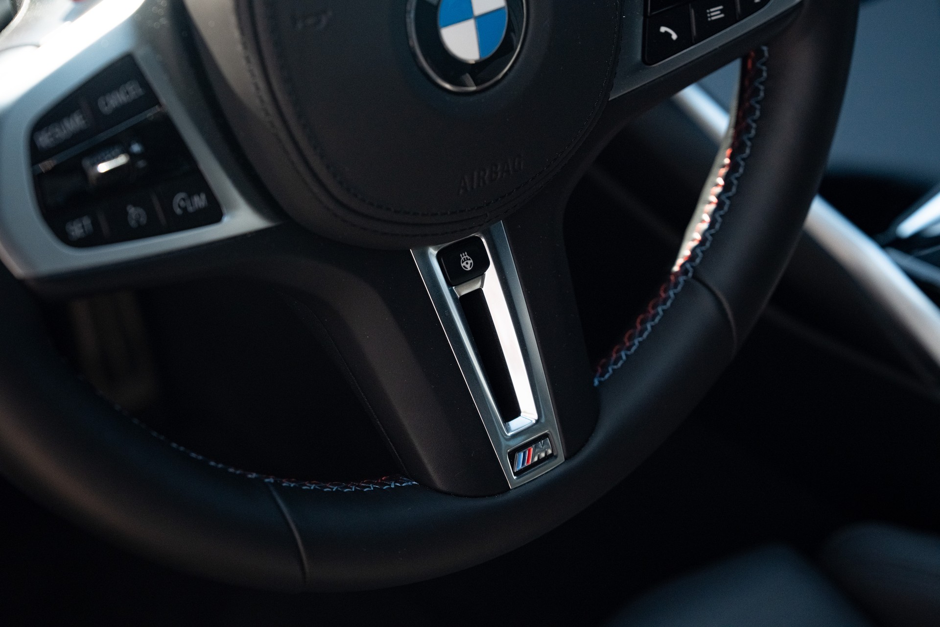BMW M3 Touring xDrive Competition M-image-13