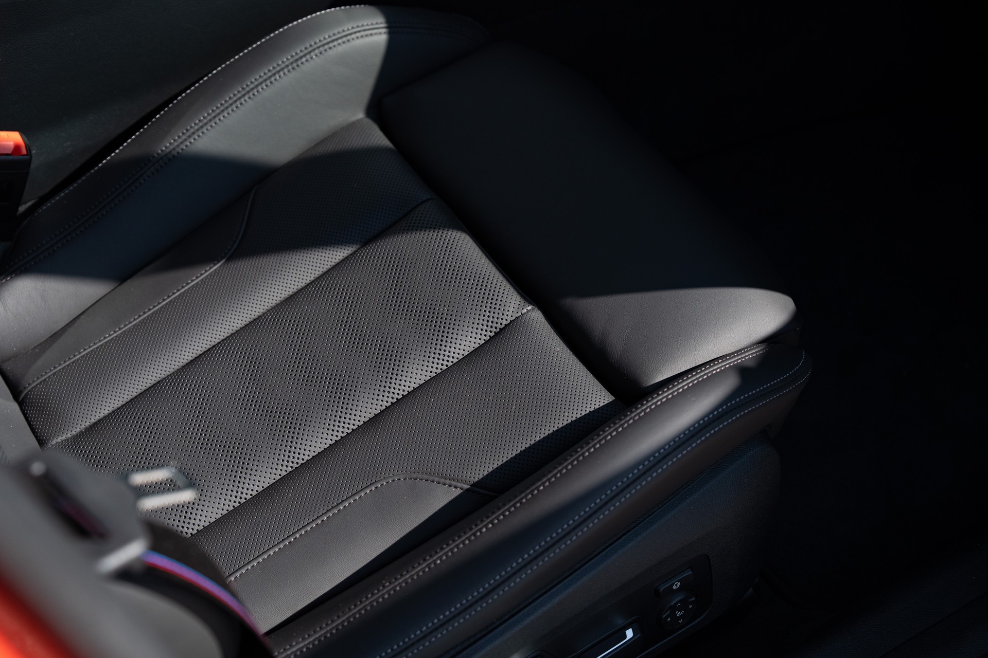 BMW M3 Touring xDrive Competition M-image-14