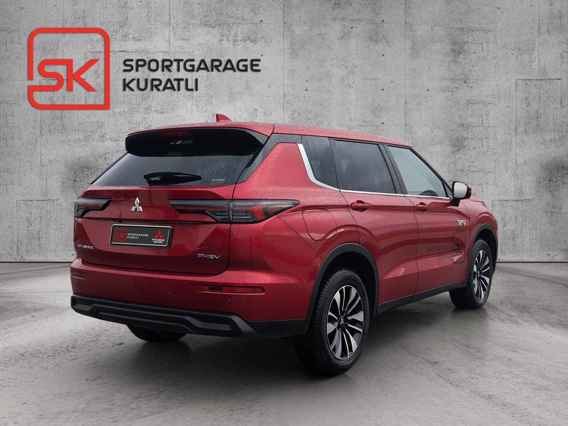 MITSUBISHI Outlander 2.4 PHEV Invite 4x4 Edition-showroom-element-3