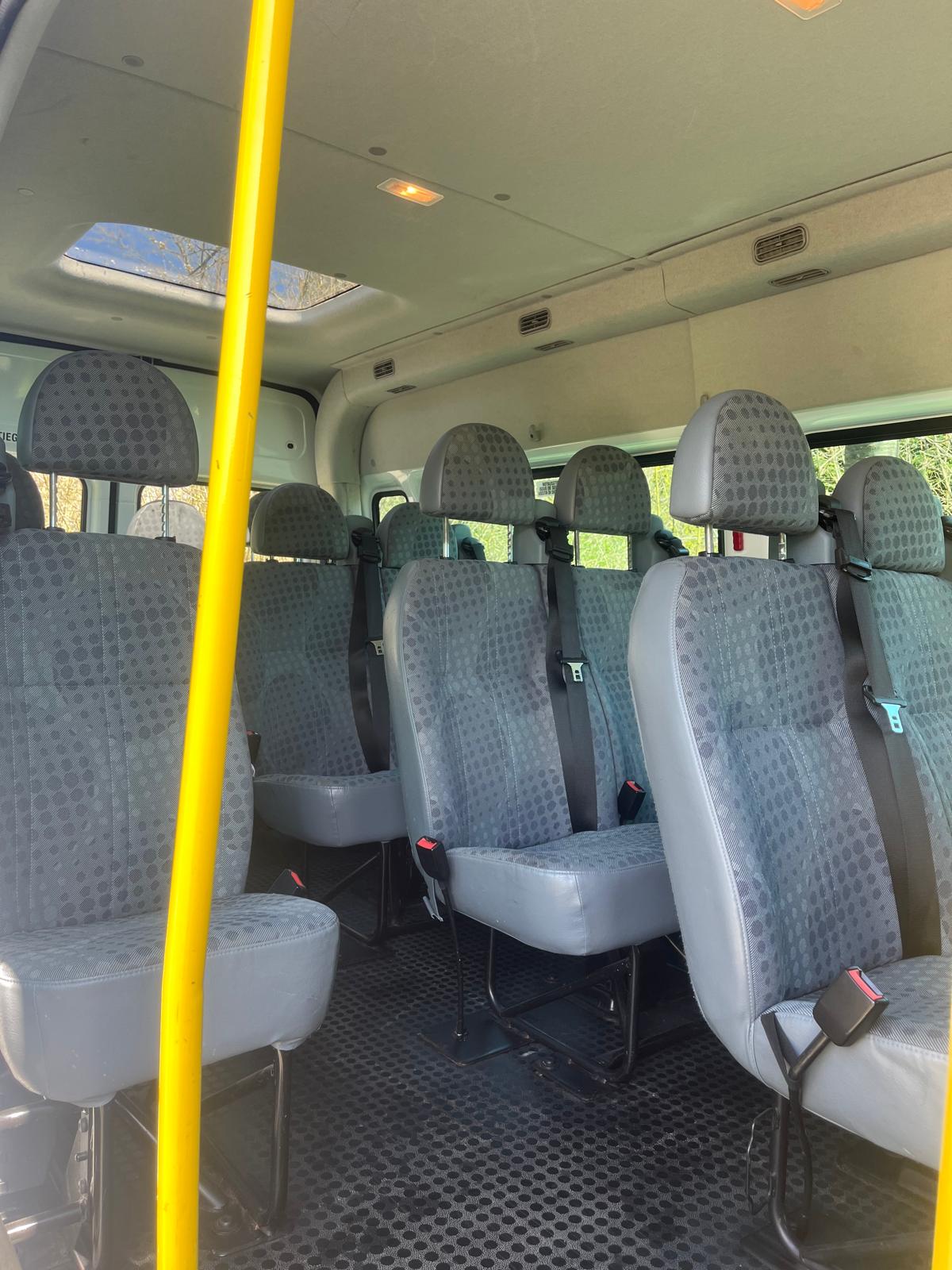 FORD Transit 2.4TDCi Bus M2 350L 4x4 Trend 14Pl.-image-8