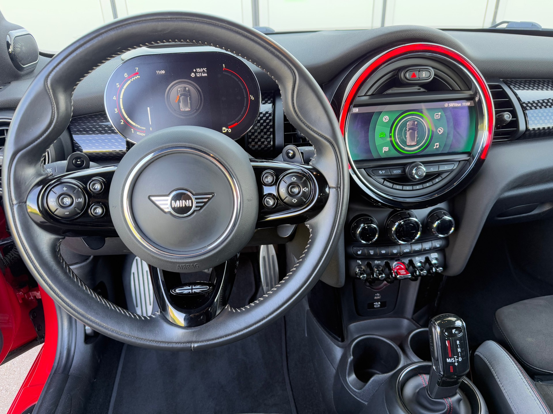 MINI Cooper John Cooper Works Steptronic-image-6