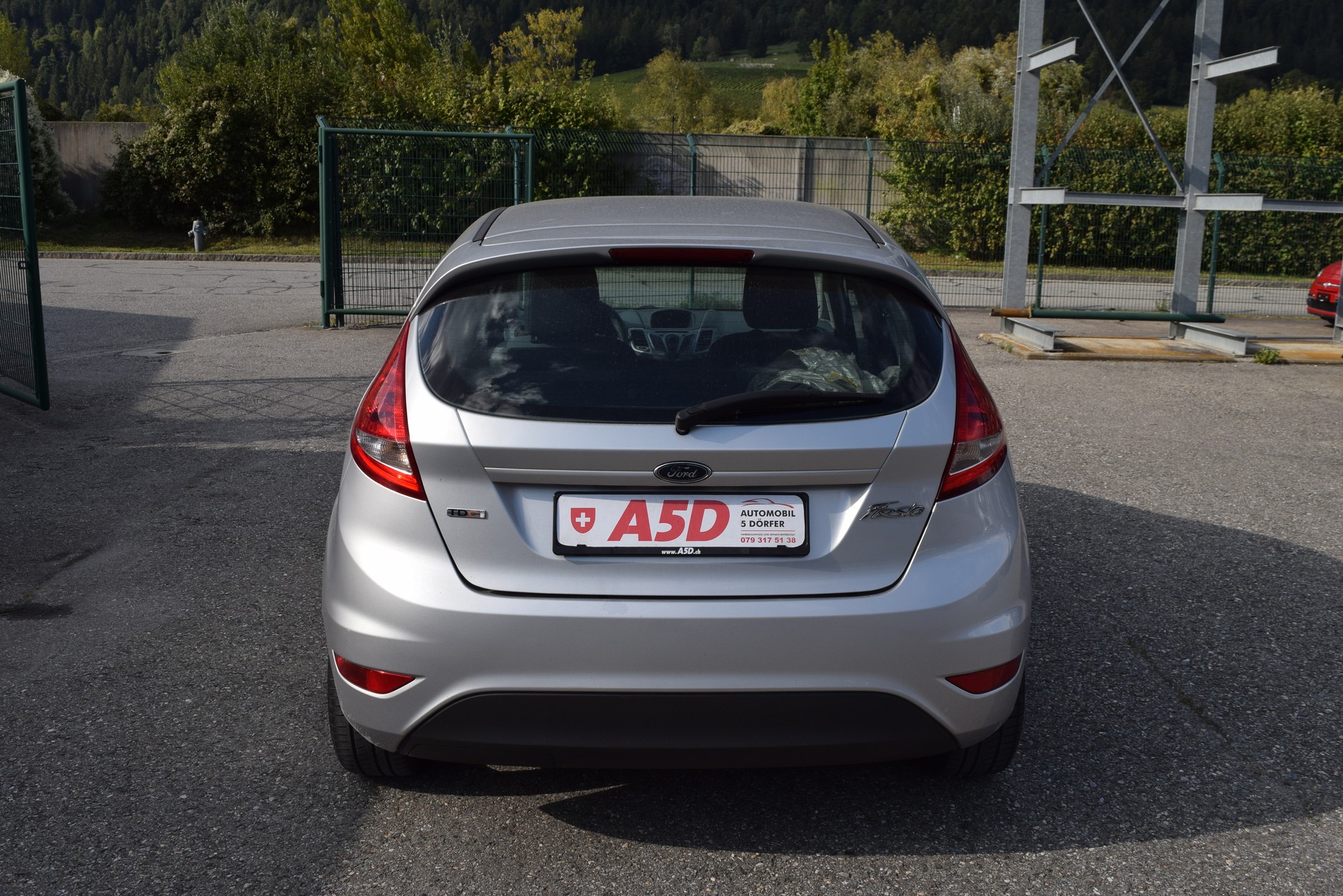 FORD Fiesta 1.4 16V Trend-image-5
