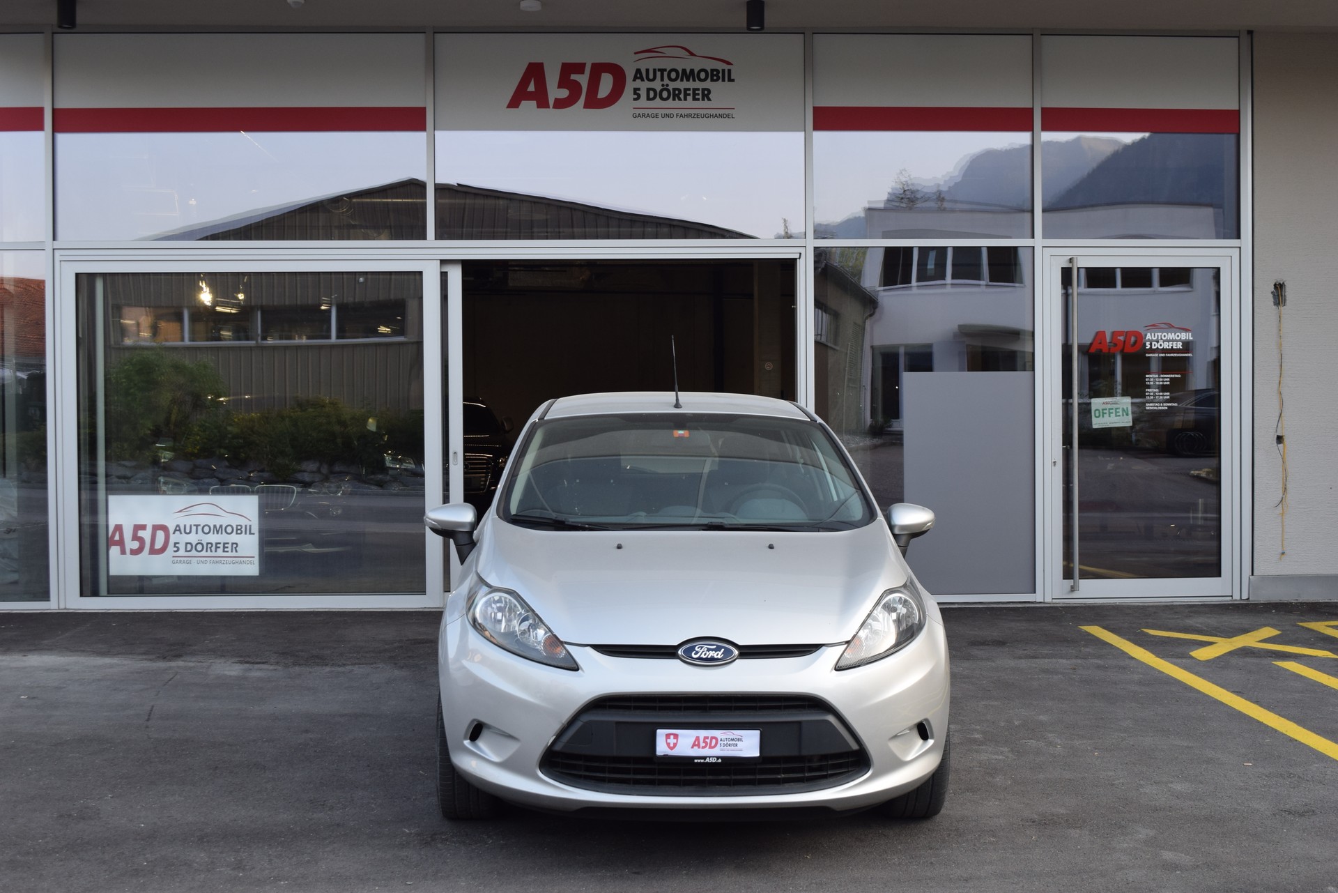 FORD Fiesta 1.4 16V Trend