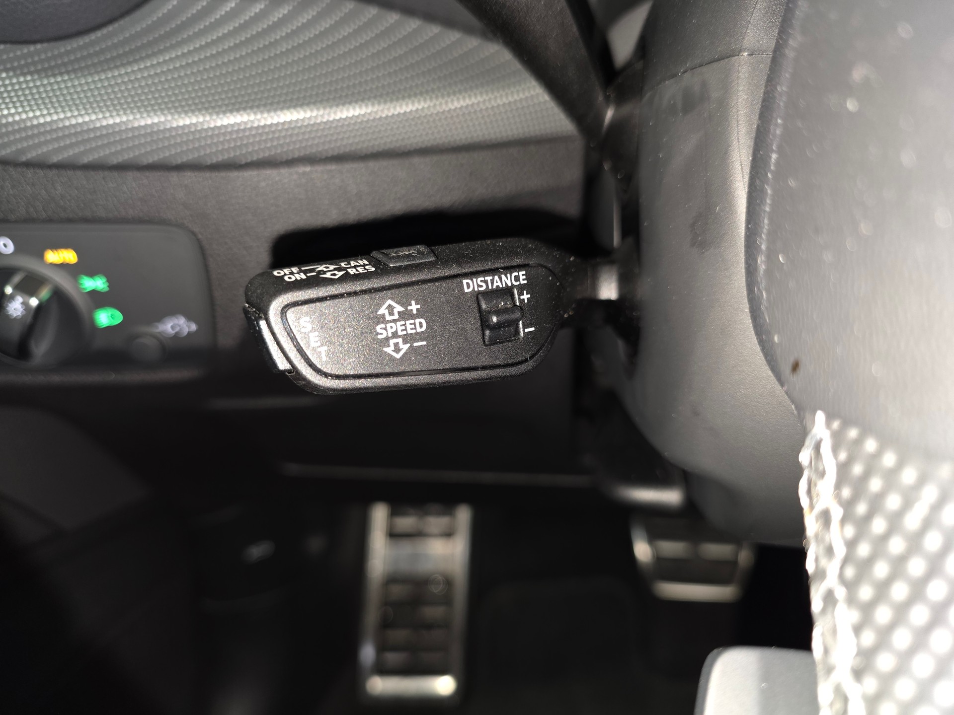 AUDI SQ2 TFSI quattro S-tronic-image-15