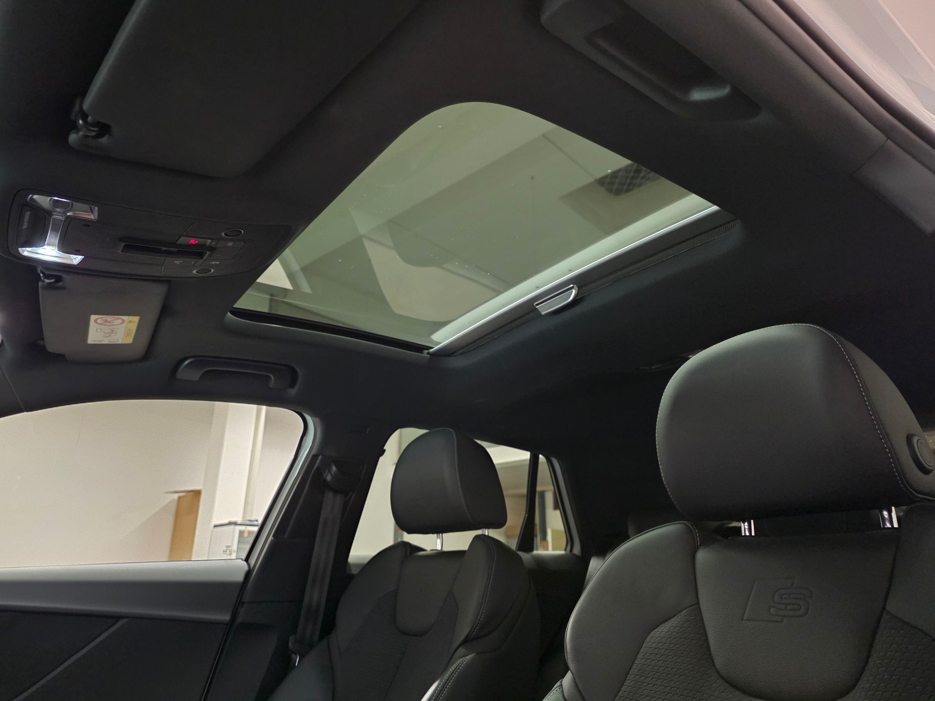 AUDI SQ2 TFSI quattro S-tronic-image-14