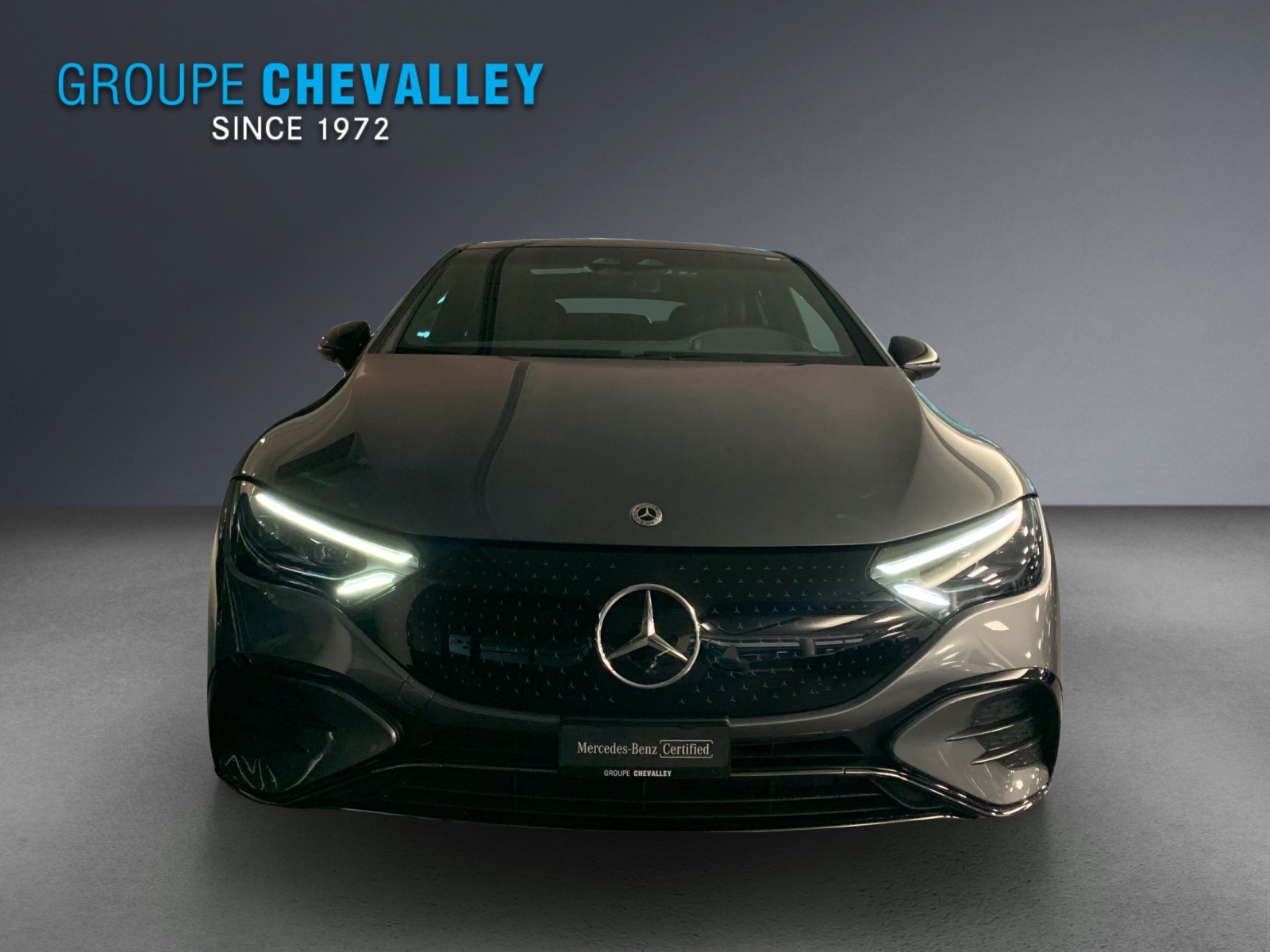 MERCEDES-BENZ EQE 500 4 Matic Exe. Ed.-showroom-element-1