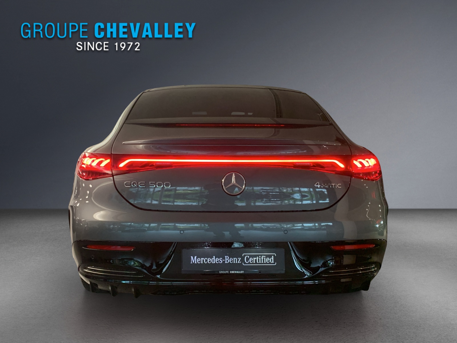 MERCEDES-BENZ EQE 500 4 Matic Exe. Ed.-image-4