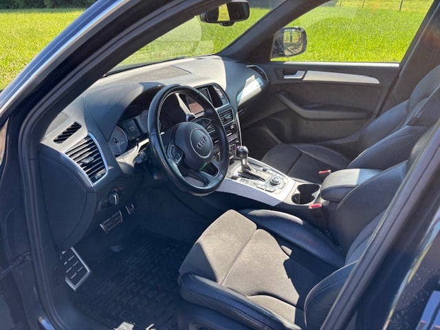 AUDI SQ5 3.0 TDI quattro tiptronic-image-8