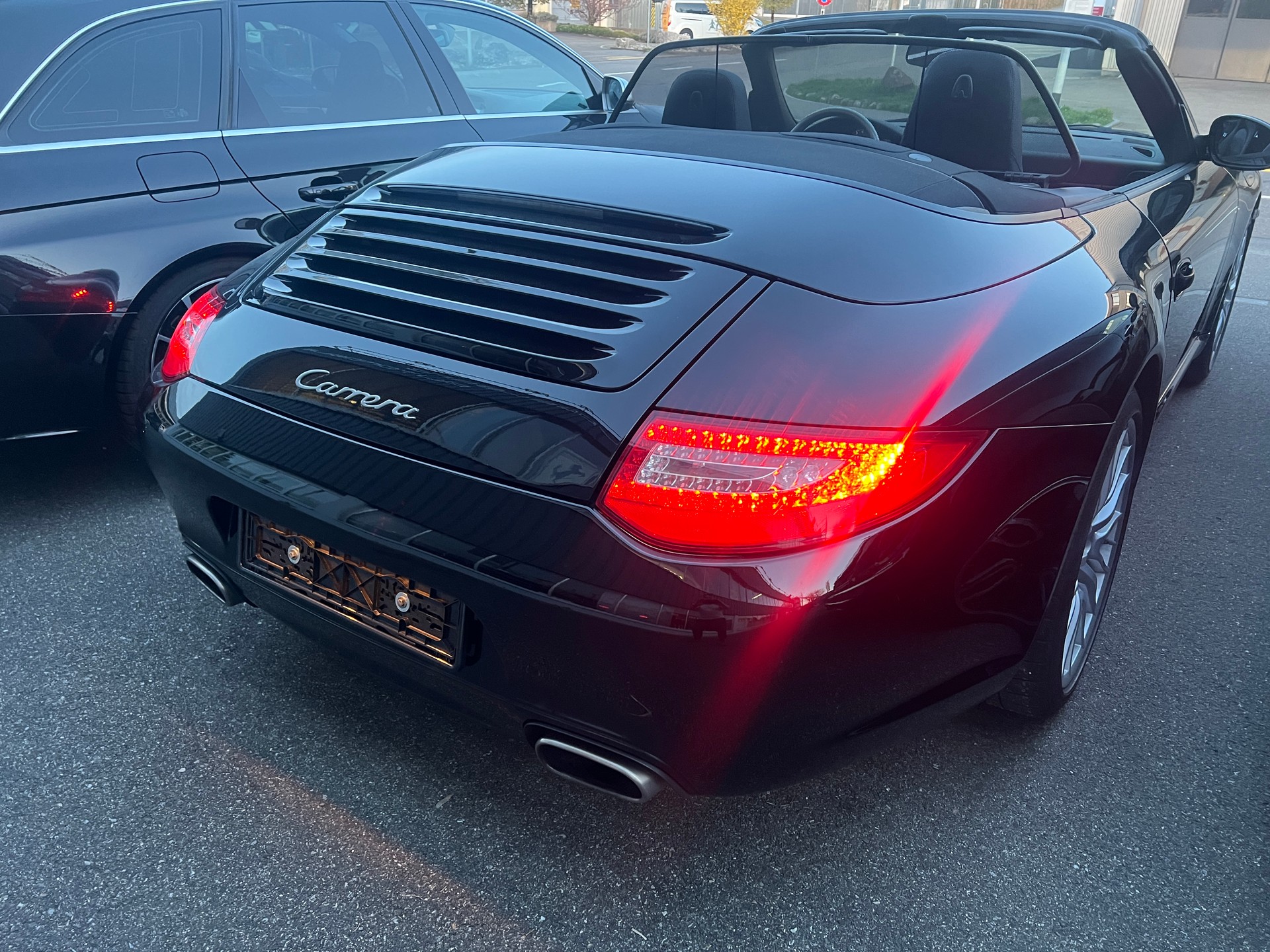 PORSCHE 911 Cabrio Carrera-image-14