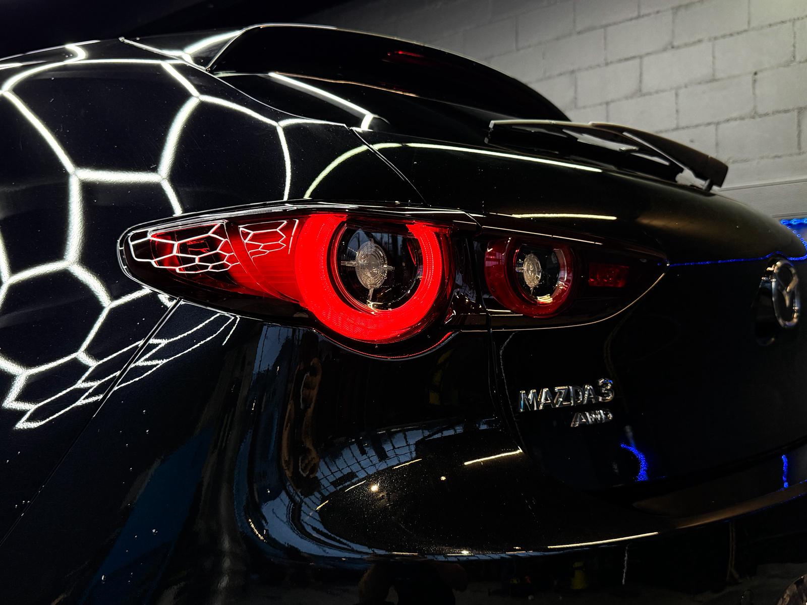 MAZDA 3 Hatchback SKYACTIV-X M Hybrid 186 AWD Homura Automat-image-8