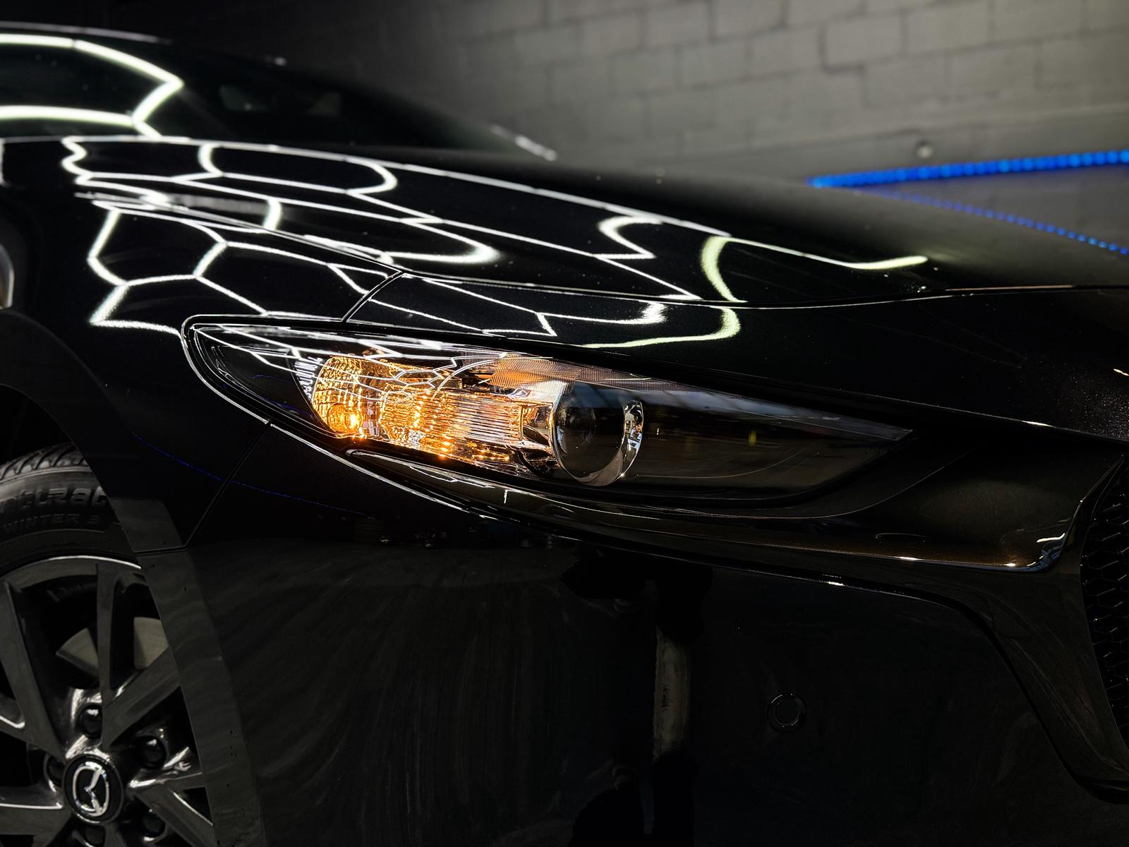 MAZDA 3 Hatchback SKYACTIV-X M Hybrid 186 AWD Homura Automat-showroom-element-3