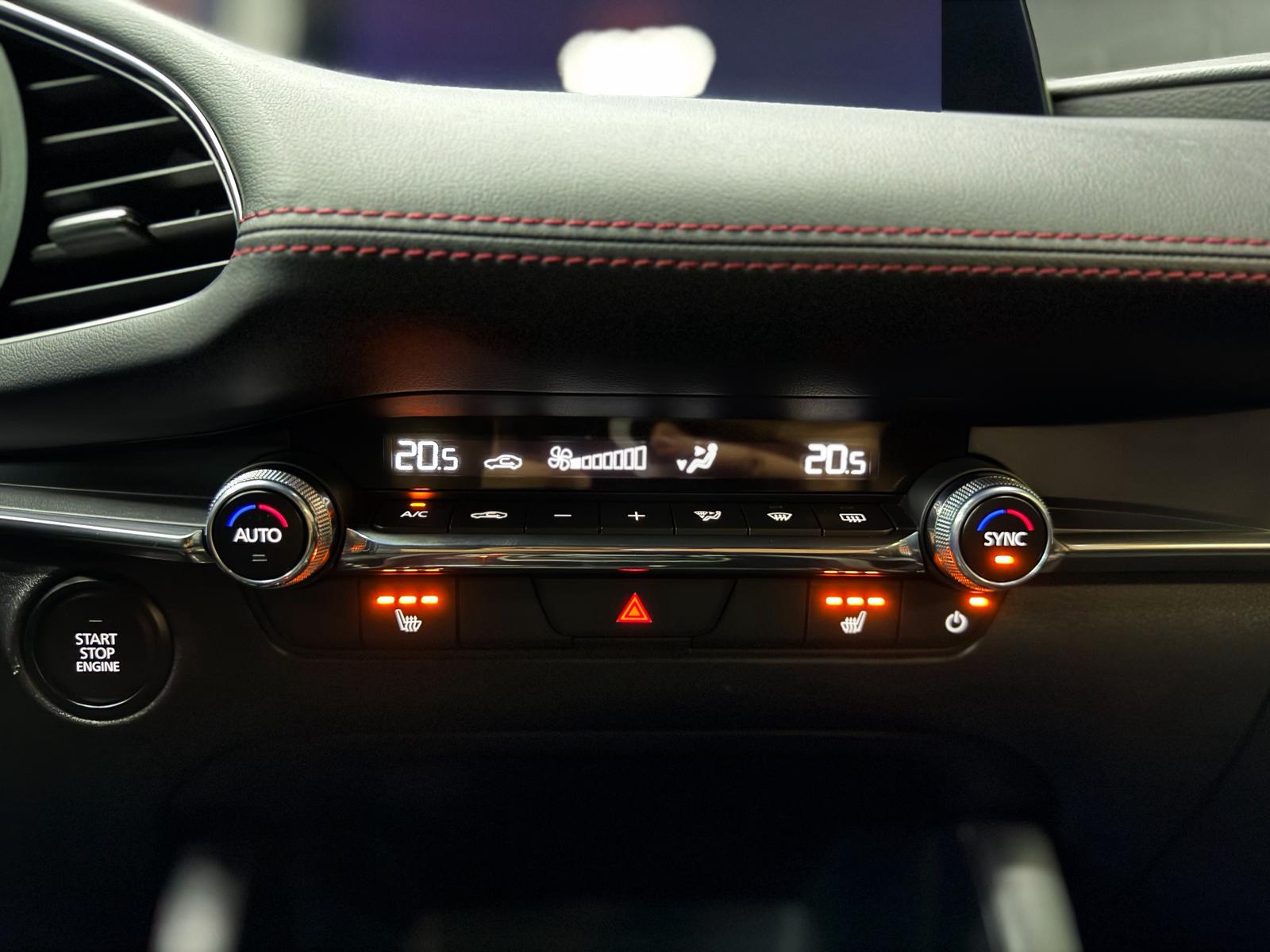 MAZDA 3 Hatchback SKYACTIV-X M Hybrid 186 AWD Homura Automat-image-15