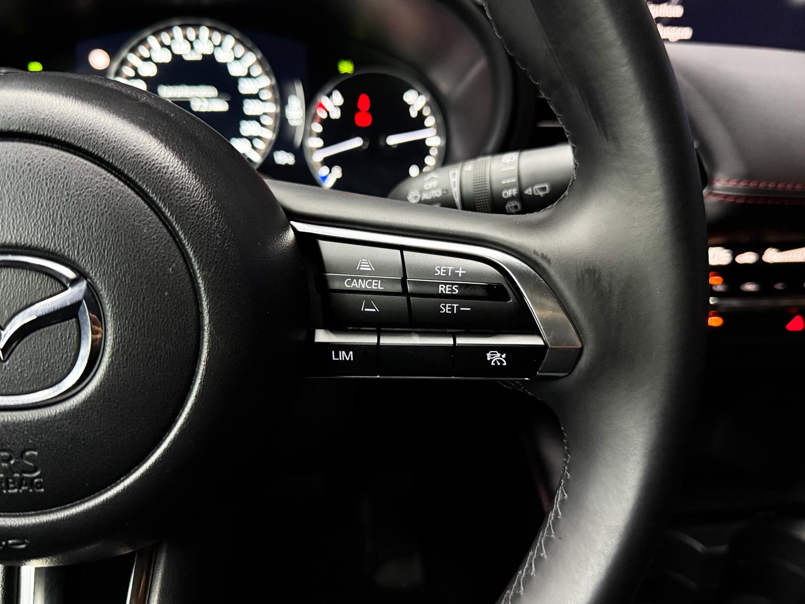 MAZDA 3 Hatchback SKYACTIV-X M Hybrid 186 AWD Homura Automat-image-12
