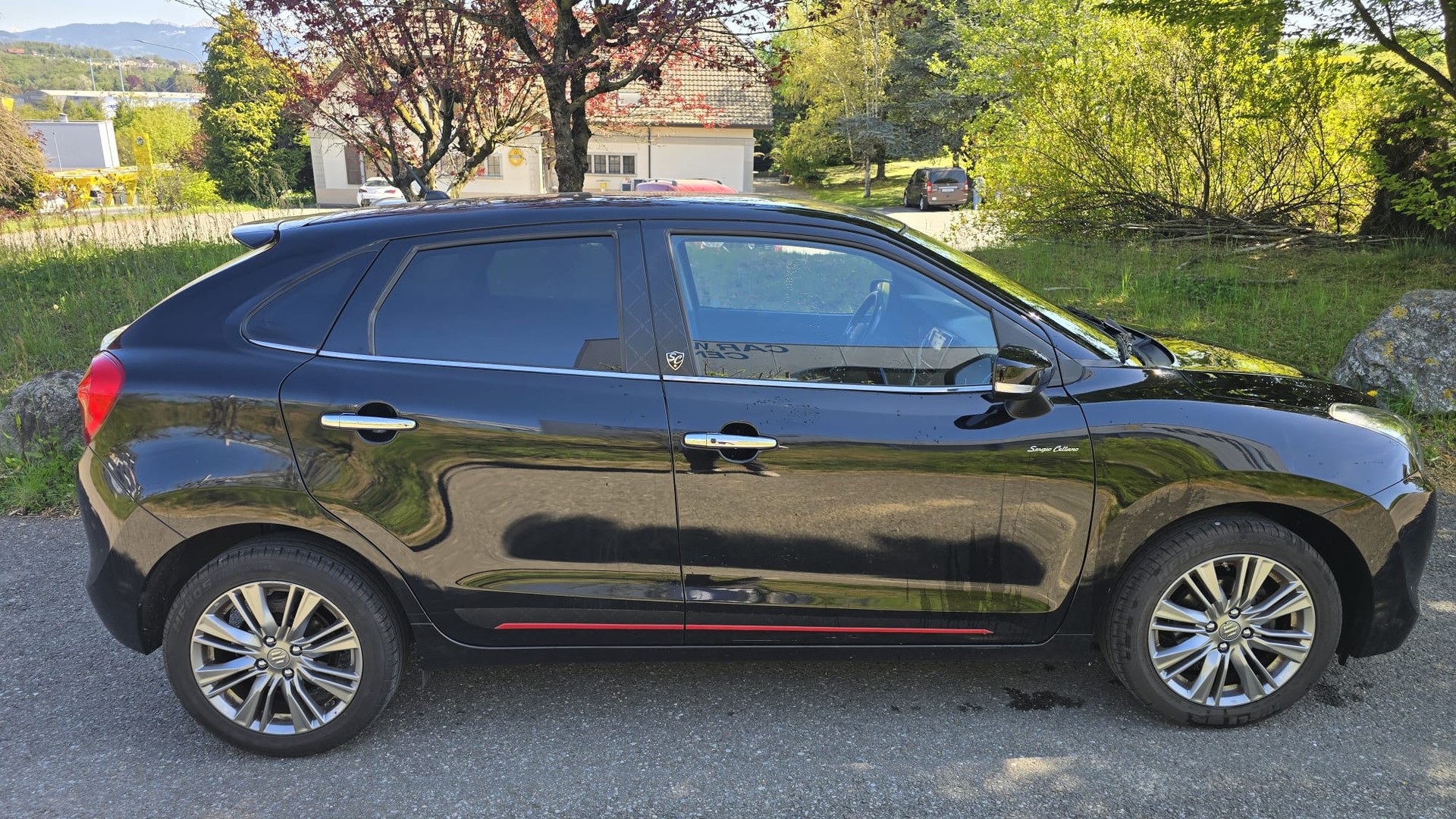 SUZUKI Baleno 1.0 Boosterjet Sergio Cellano Top Automat Navi / ALU / CH AUTO / 112 CH/PS-image-1
