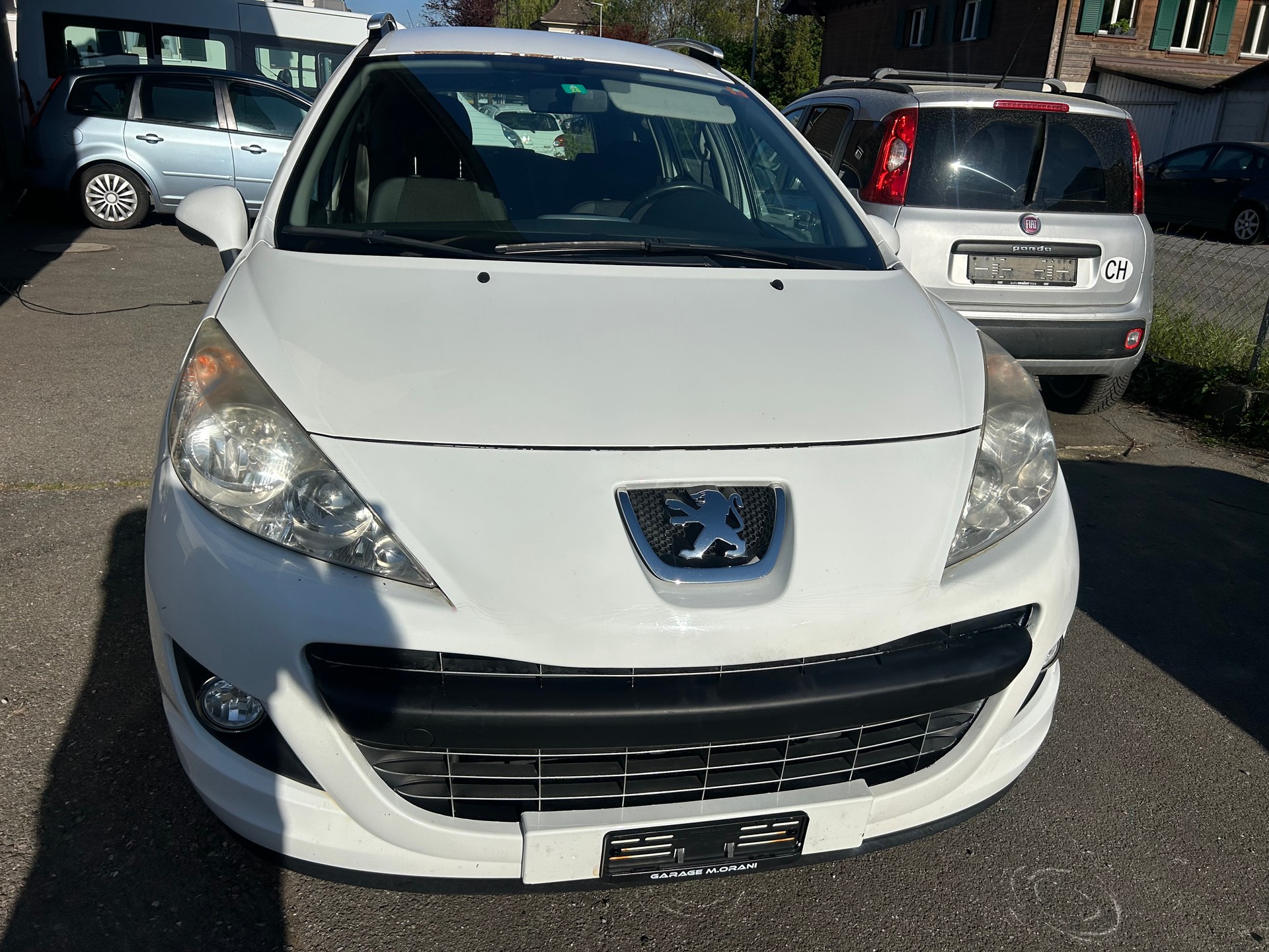 PEUGEOT 207 SW 1.4 16V Active-image-1