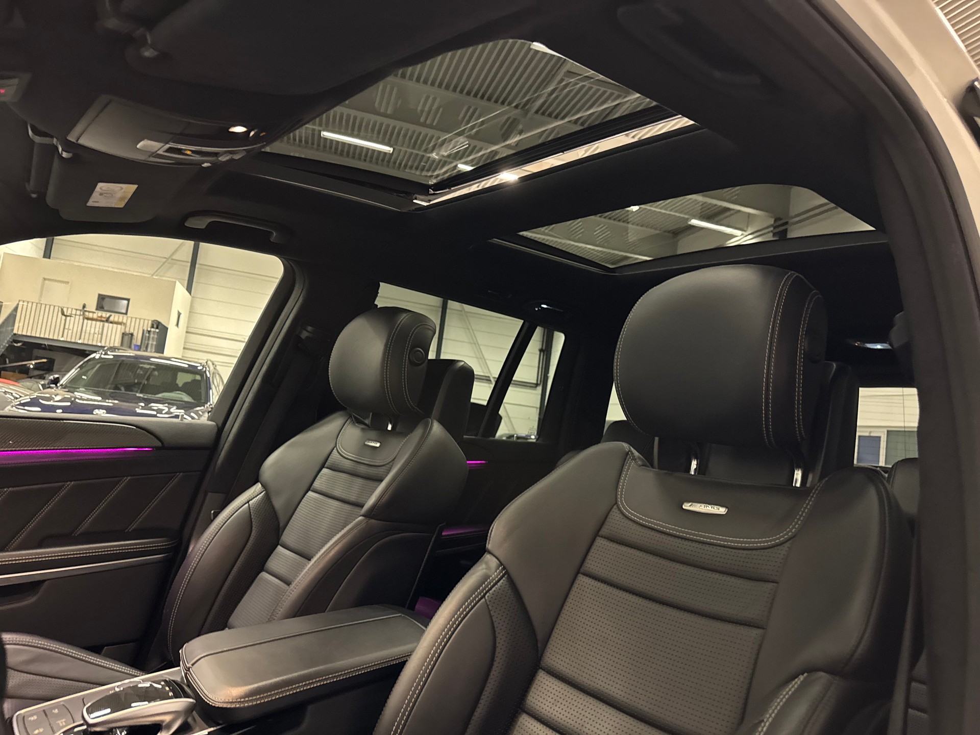 MERCEDES-BENZ GLS 63 AMG 4Matic Speedshift Plus 7G-Tronic-image-16