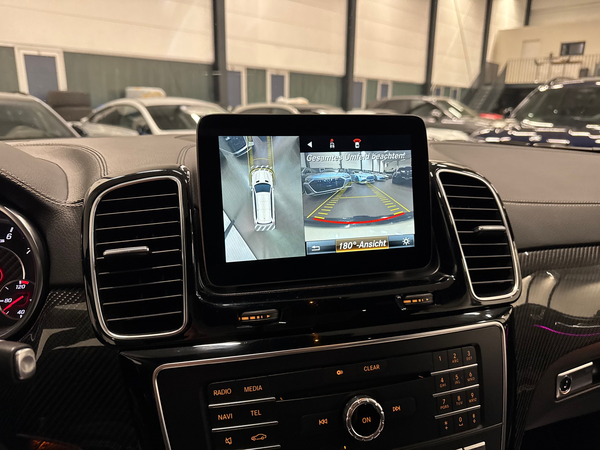 MERCEDES-BENZ GLS 63 AMG 4Matic Speedshift Plus 7G-Tronic-image-26