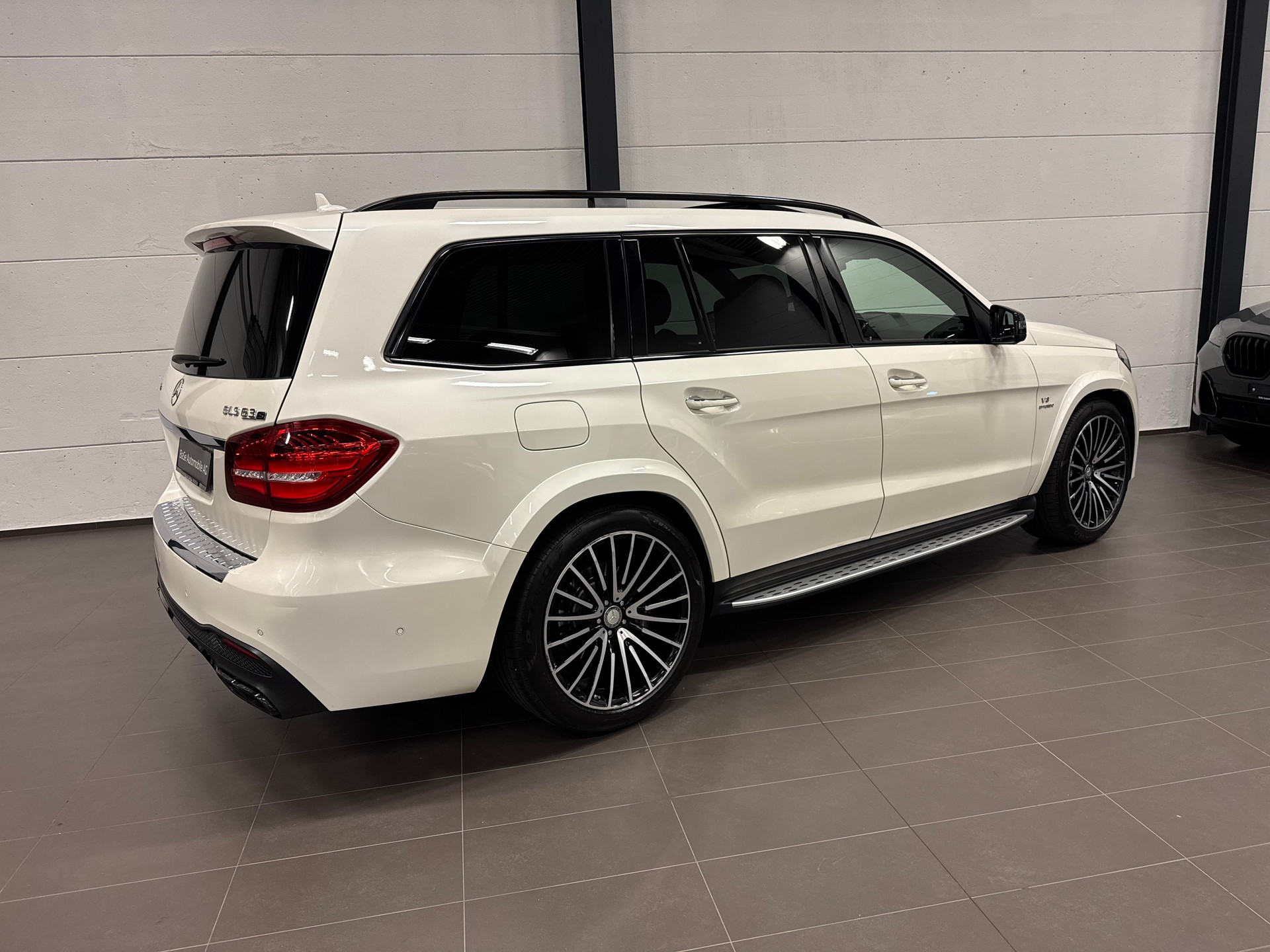 MERCEDES-BENZ GLS 63 AMG 4Matic Speedshift Plus 7G-Tronic-image-9