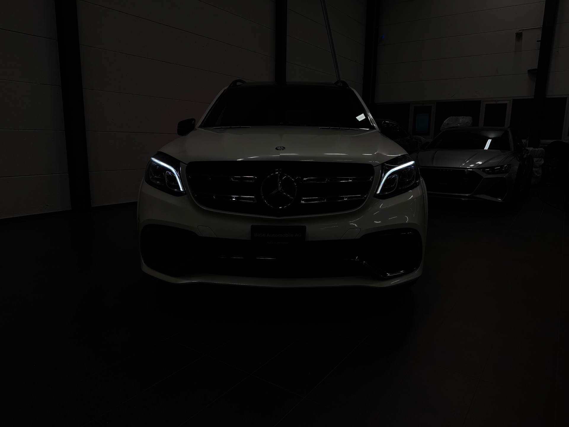 MERCEDES-BENZ GLS 63 AMG 4Matic Speedshift Plus 7G-Tronic-image-6