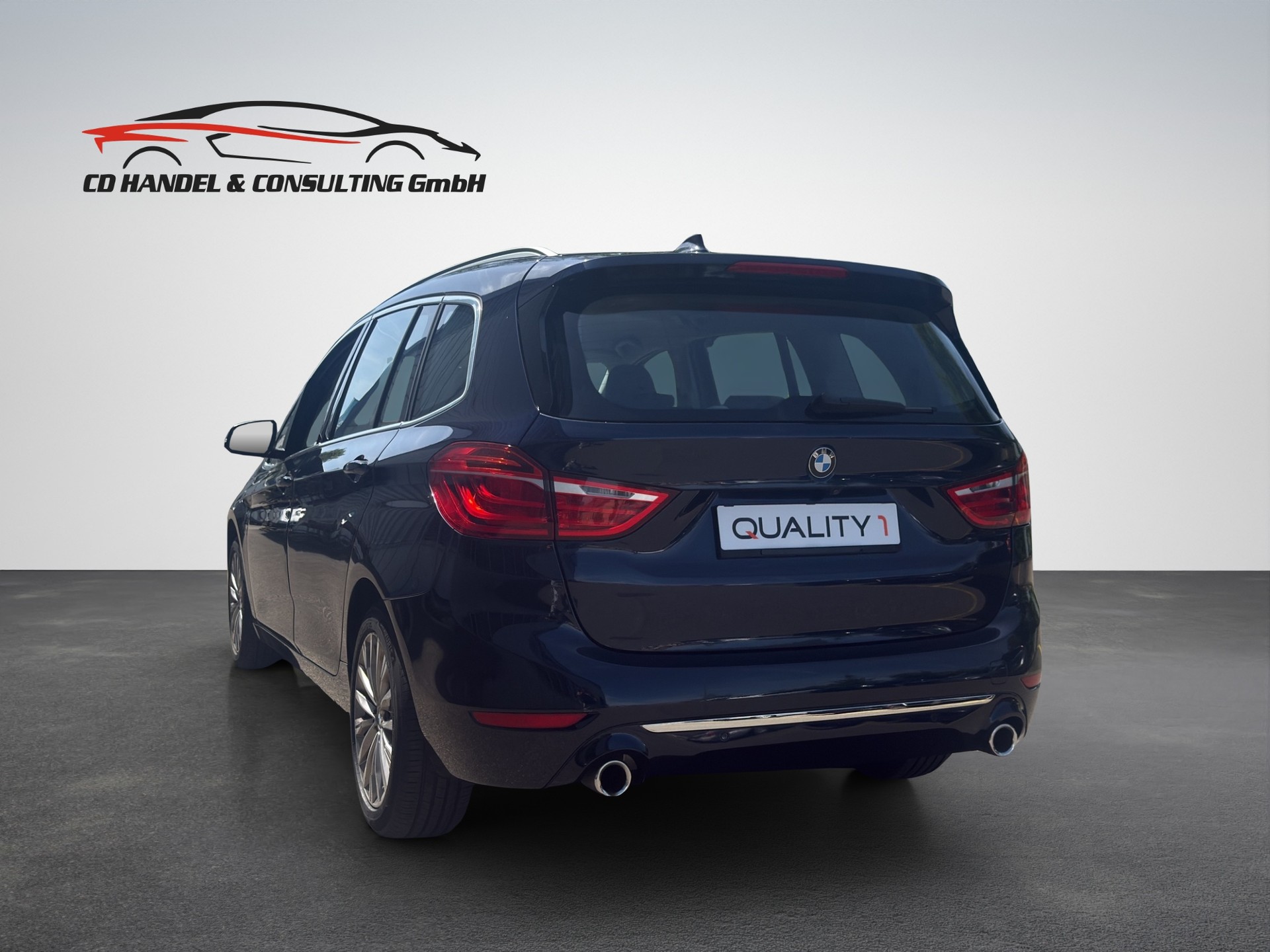 BMW 220d xDrive Gran Tourer Steptronic-image-5