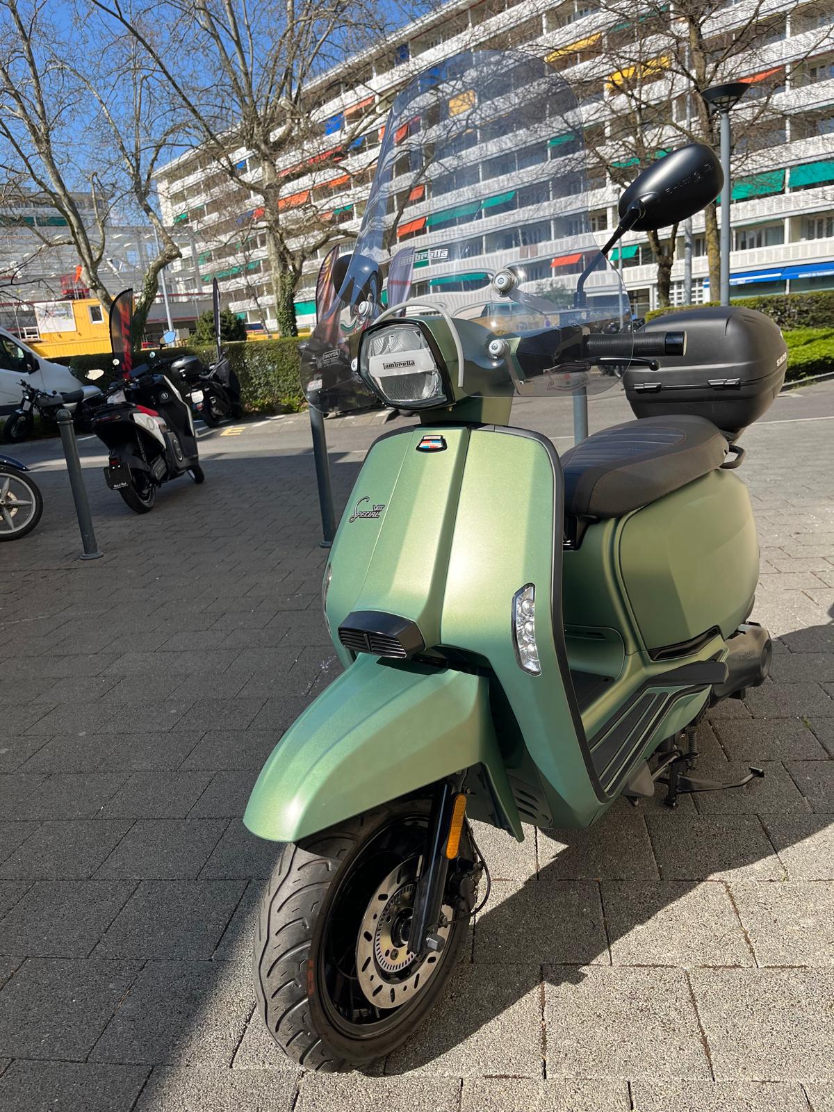 LAMBRETTA v125-image-2