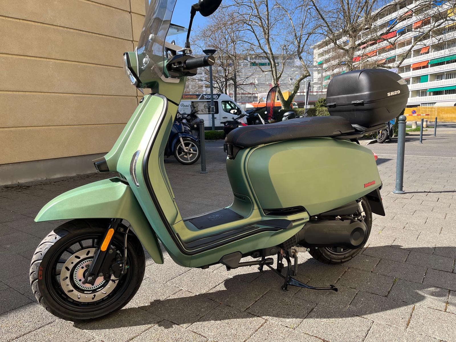 LAMBRETTA v125-image-1