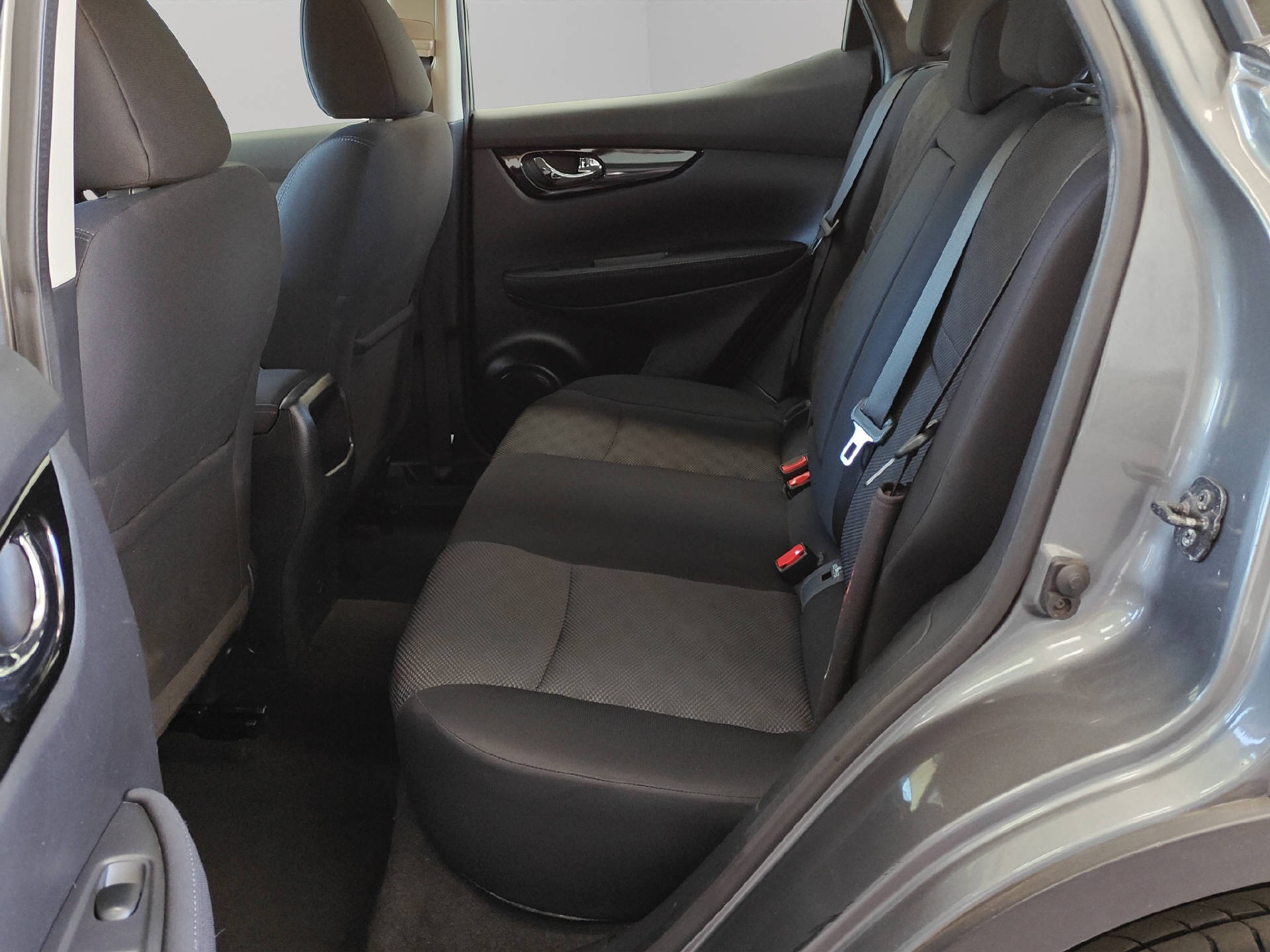NISSAN Qashqai 1.6 dCi Acenta-image-9