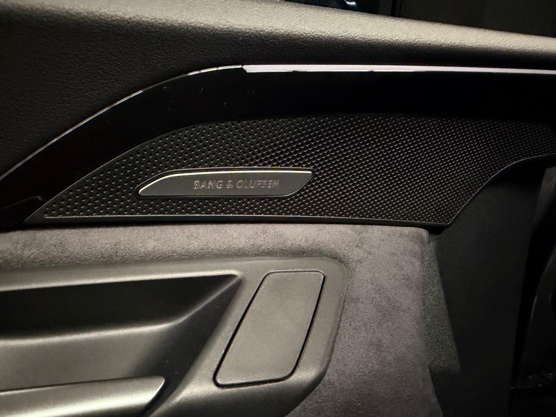 AUDI SQ5 TFSI quattro S-tronic-image-27